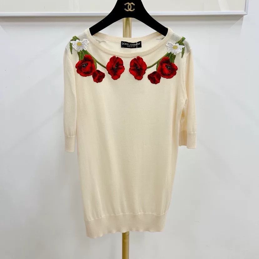 Dolce & Gabbana Dolce & Gabbana Floral Sweater Size S / US 4 / IT 40 - 1 Thumbnail