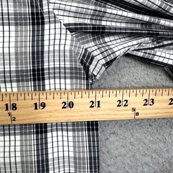 Banana Republic VINTAGE Banana Republic Dress Shirt Mens M Gray Plaid Camden Fit EUC Size 40R - 7 Thumbnail