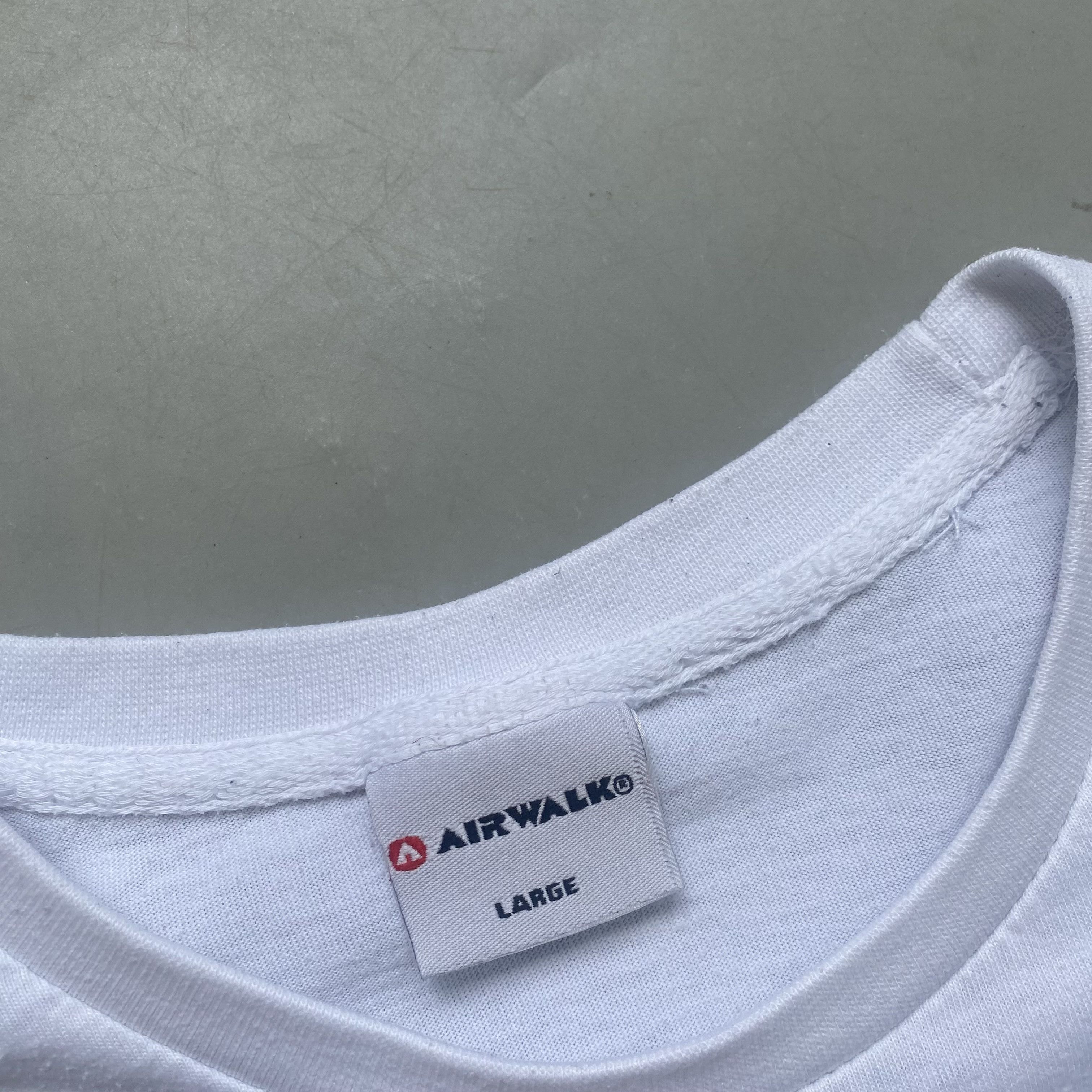 Airwalk 🛹 AIRWALK Skater Surf logo tee Vintage velocity Size US M / EU 48-50 / 2 - 5 Thumbnail