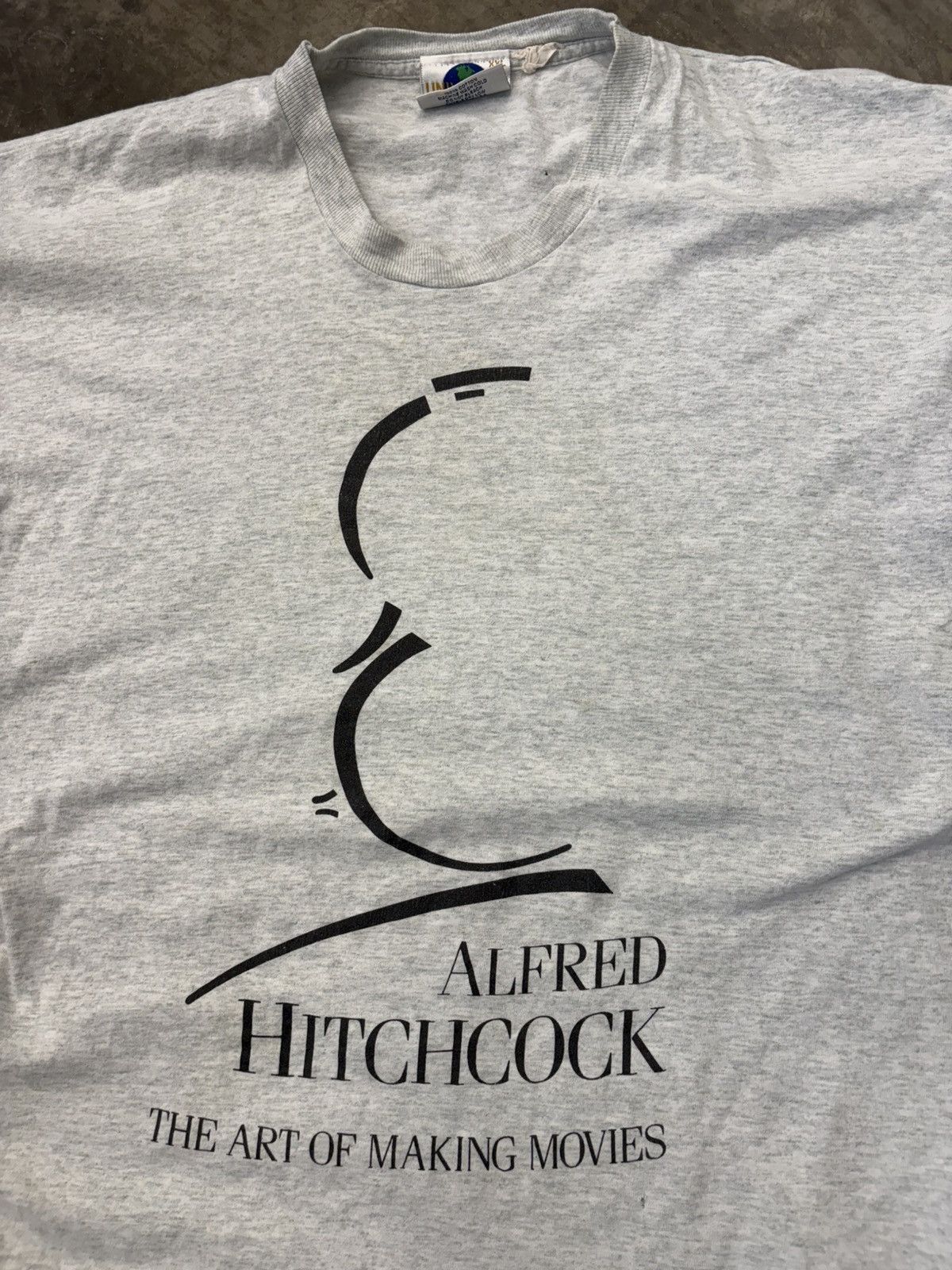Universal Studios × Vintage 1985 Alfred Hitchcock The Art of Making Movies promo tee Size US XXL / EU 58 / 5 - 2 Thumbnail