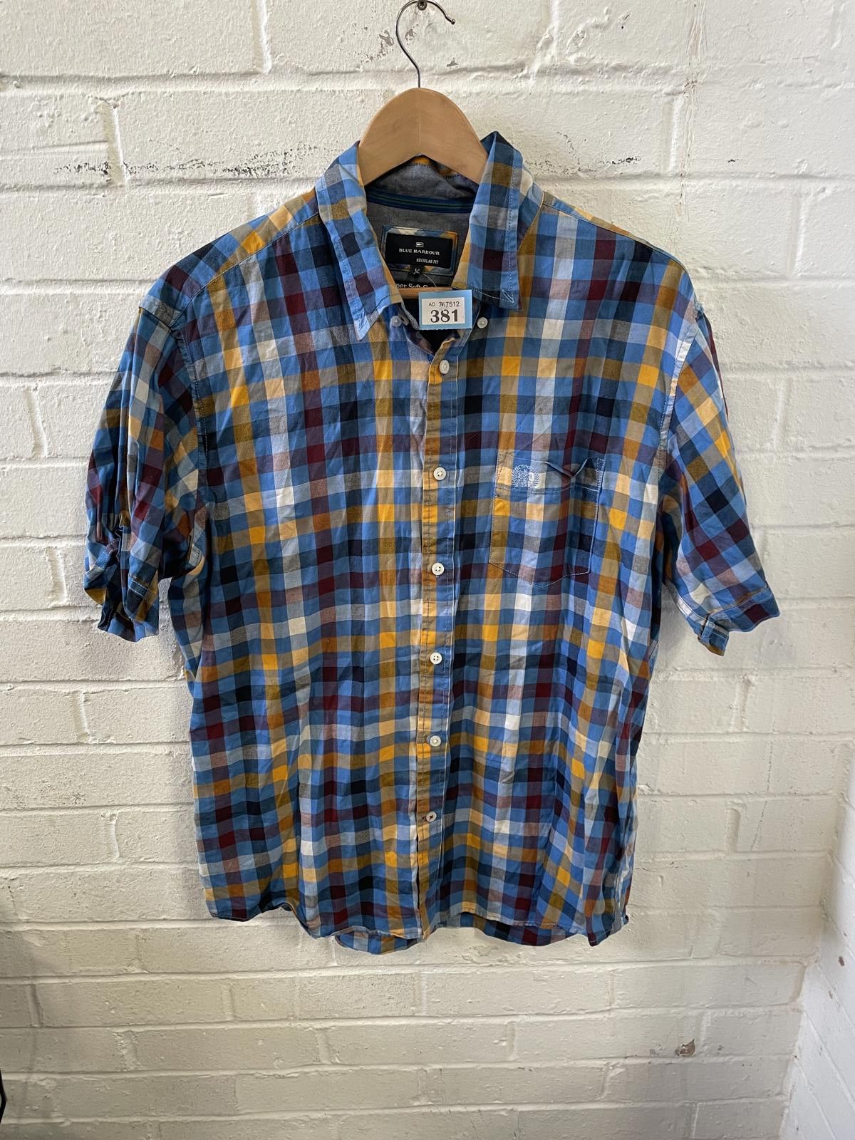 The North Face The North Face Men's Short Sleeve Button-Up Shirt Plaid Size US M / EU 48-50 / 2 - 1 Thumbnail