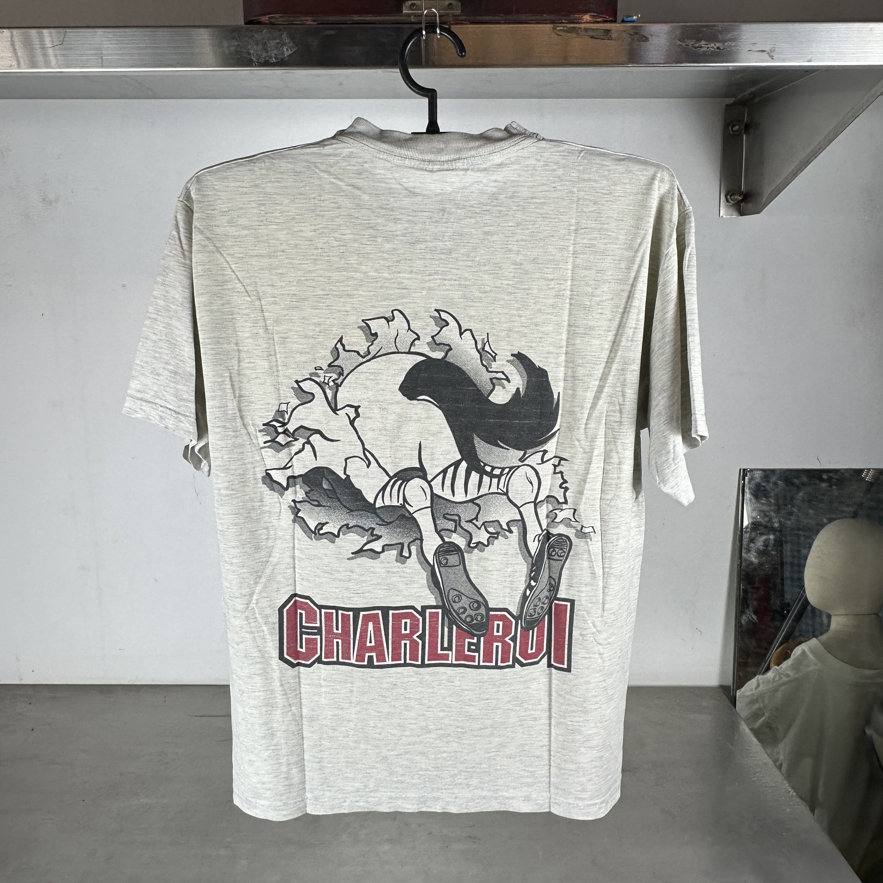 Vintage 90s Royal Charleroi SC Soccer Breakthrough Nutmeg T-shirt Size US M / EU 48-50 / 2 - 3 Thumbnail