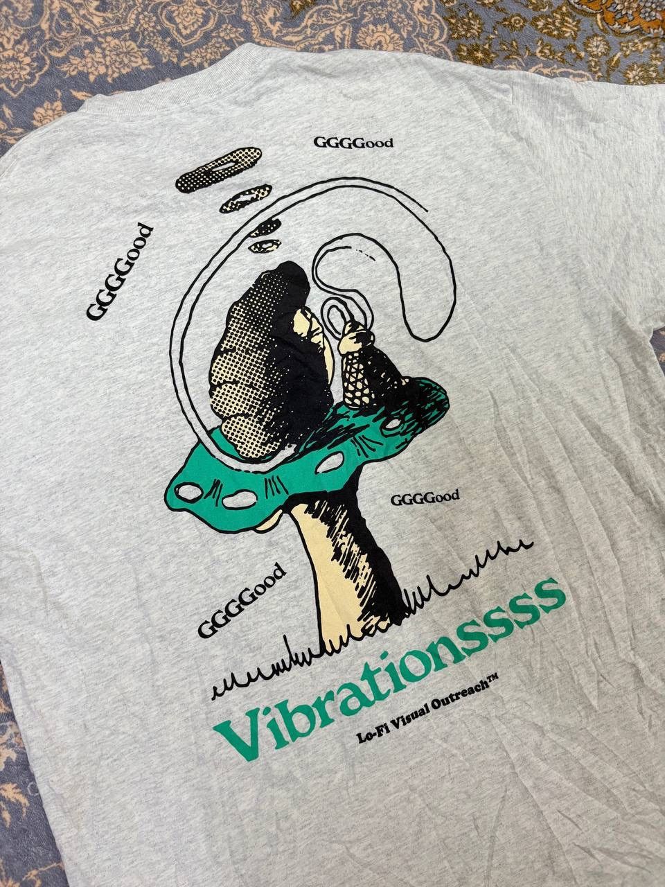 Rap Tees Lo-fi REMOTE COMMUNITY Tshirt Size US XL / EU 56 / 4 - 5 Thumbnail