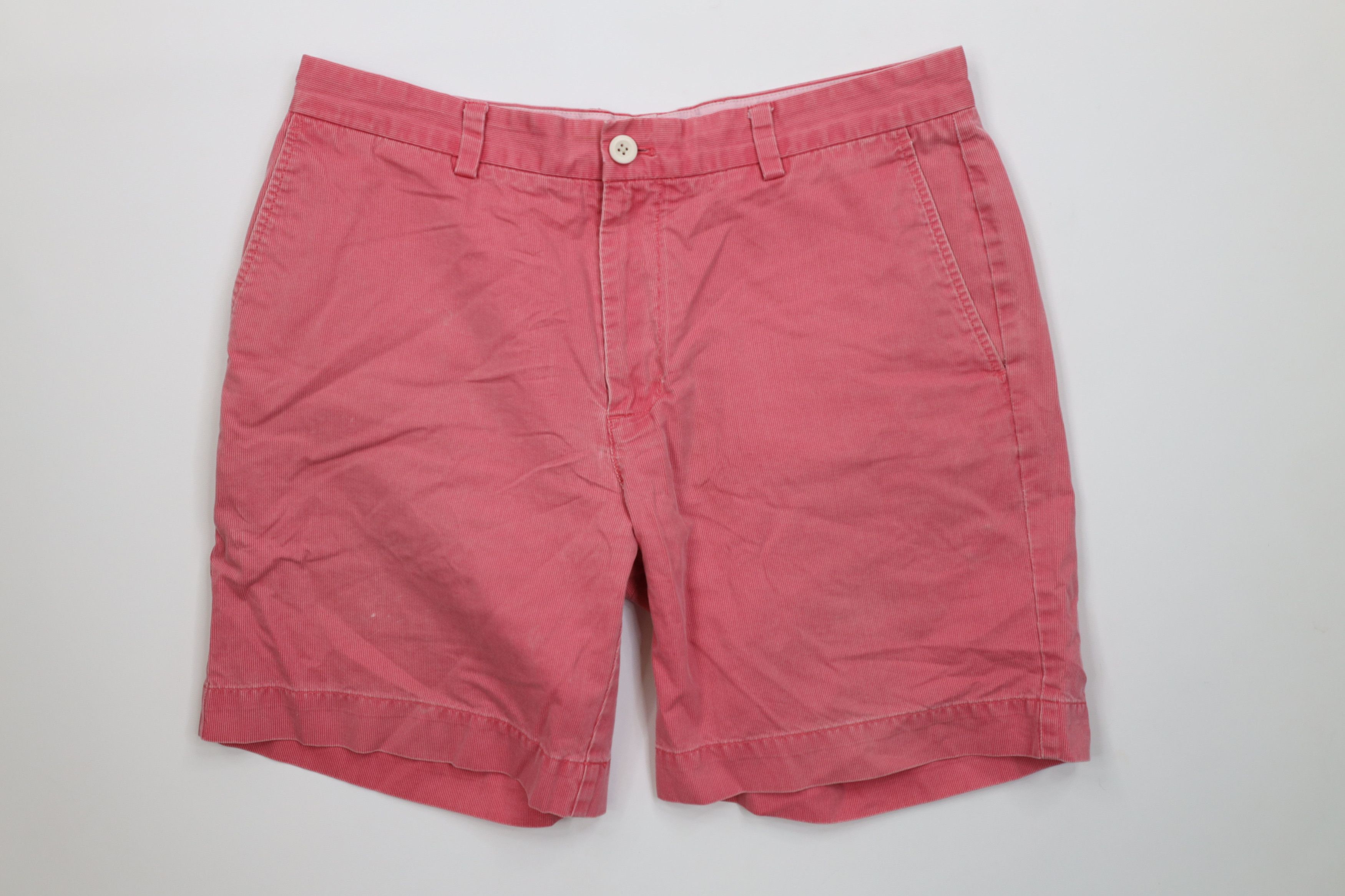 Vineyard Vines Vineyard Vines Ribbed Micro Corduroy Chino Shorts Red Size US 34 / EU 50 - 1 Thumbnail