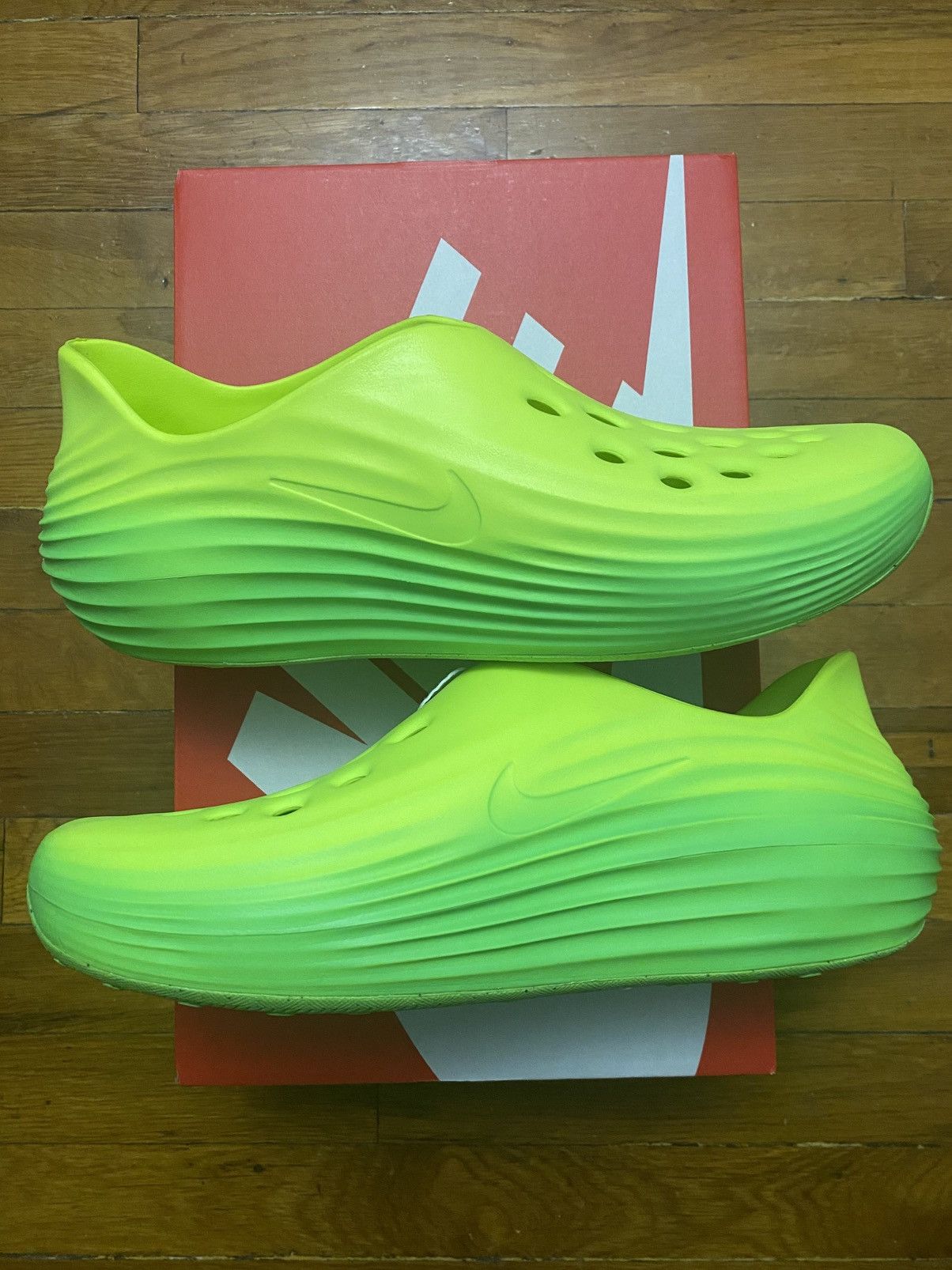 Nike Size 9 - Nike Reactx Rejuven8 Green Strike Black Volt Men’s Size US 9 / EU 42 - 3 Thumbnail