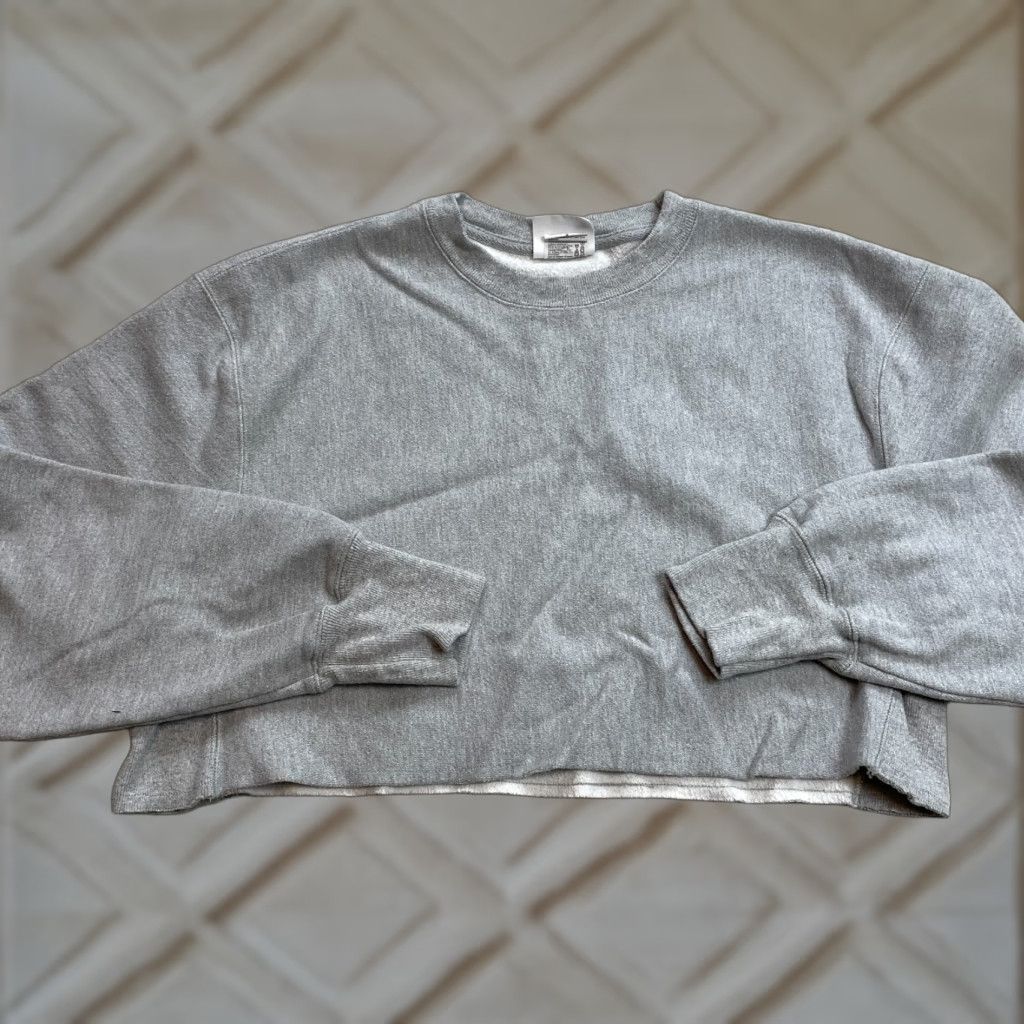 Champion VINTAGE Champion Sweatshirt Womens M Gray Pullover Reverse Weave Cropped Retro Size M / US 6-8 / IT 42-44 - 1 Thumbnail