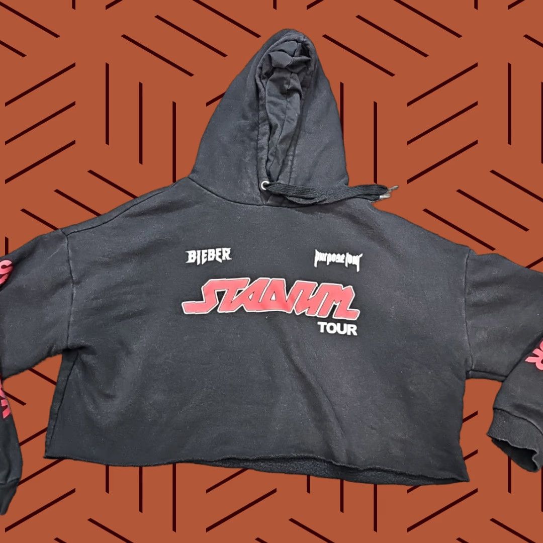 Vintage Justin Bieber Hoodie Women XL Black Crop Top Purpose Tour Stadium Sweatshirt Pullover Hooded Graphic Print All Seasons Size XL / US 12-14 / IT 48-50 - 1 Thumbnail