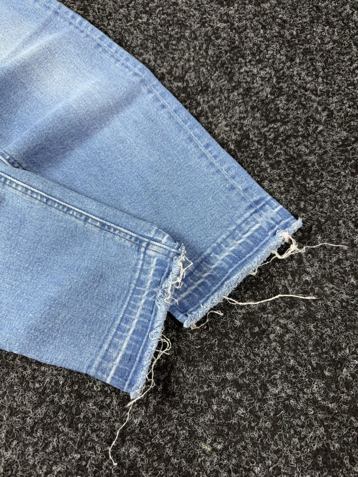 Diesel Luxury Diesel 00s Cropped Jeans Light Wash Distressed Denim Size 26" / US 2 / IT 38 - 4 Thumbnail