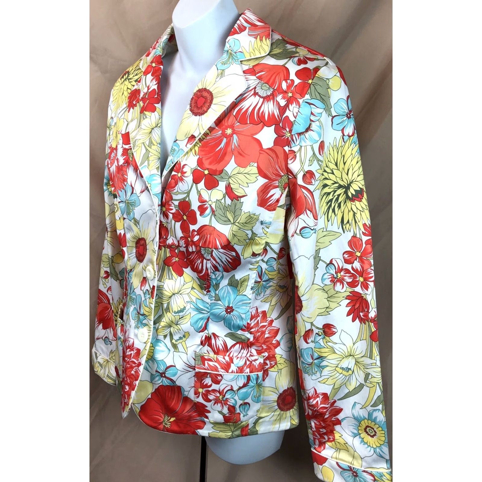 Vintage Valerie Stevens blazer jacket PL red floral 3 button notch collar pockets Career Blazer Women PL Red Floral Jacket Size L / US 10 / IT 46 - 2 Thumbnail