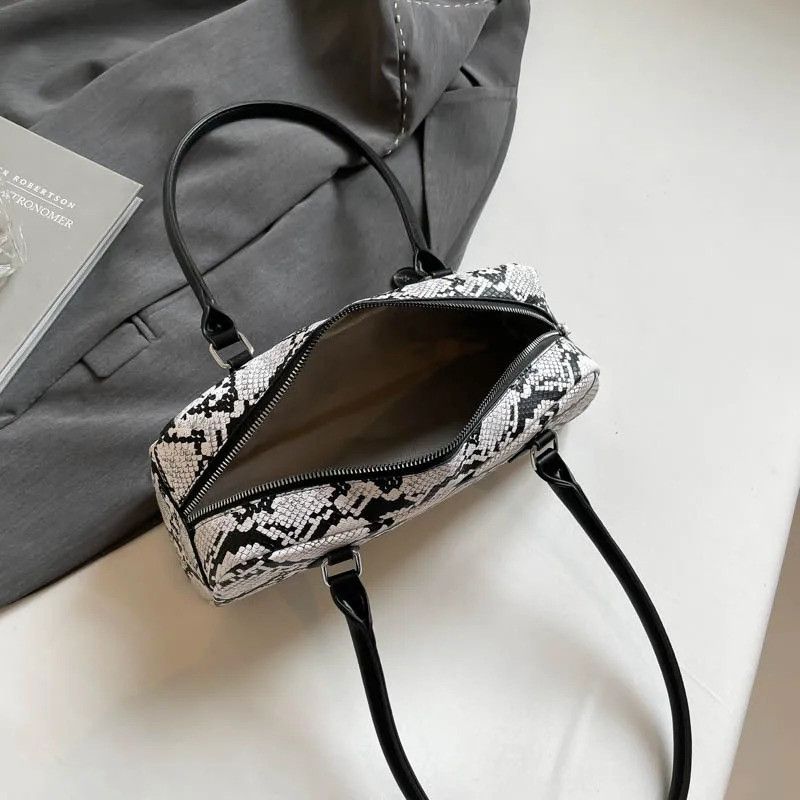 Leather Luxury Korean Shoulder Bag Size ONE SIZE - 3 Thumbnail
