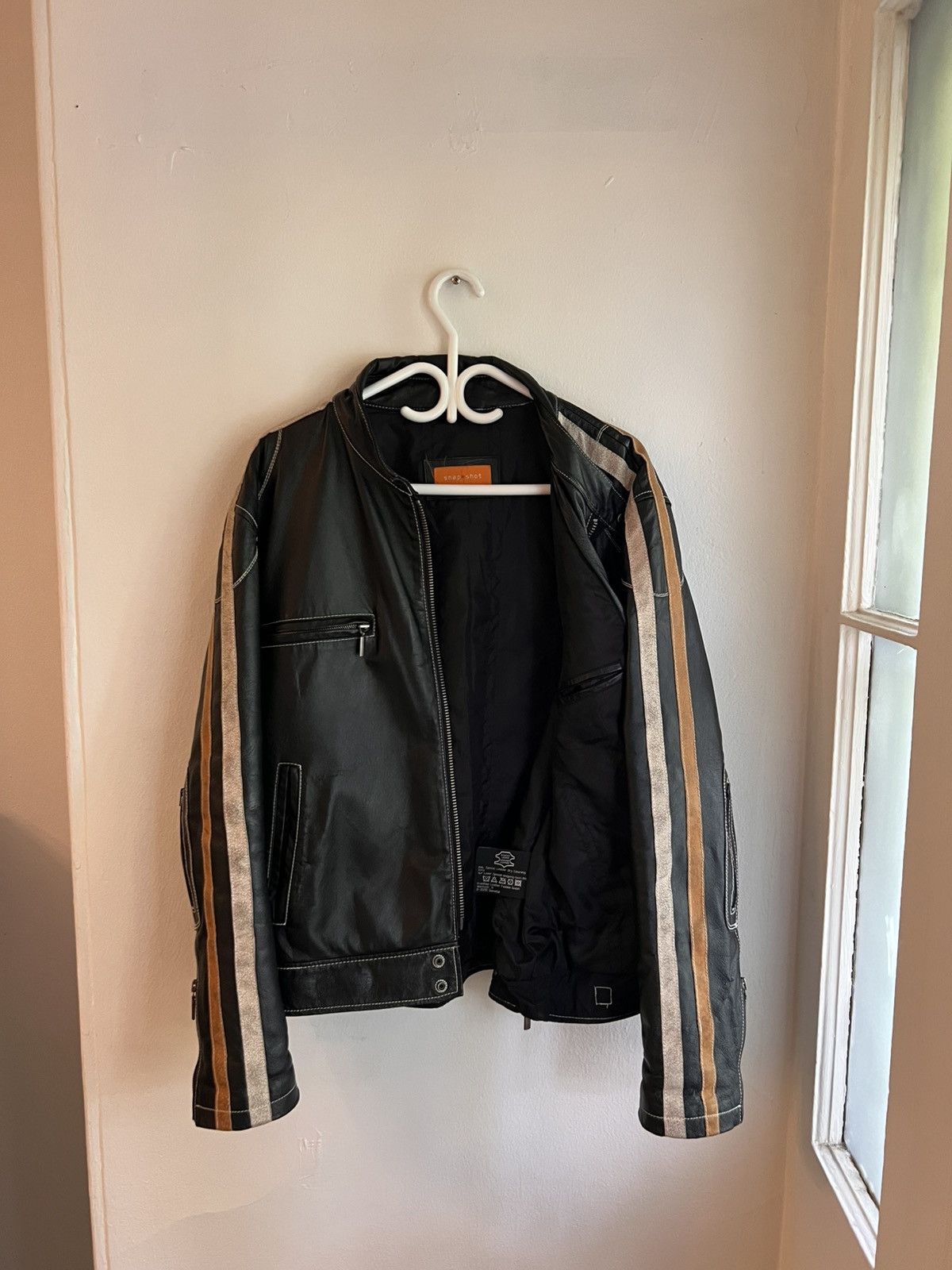 Other Vintage leather motorcycle jacket Size US M / EU 48-50 / 2 - 4 Thumbnail