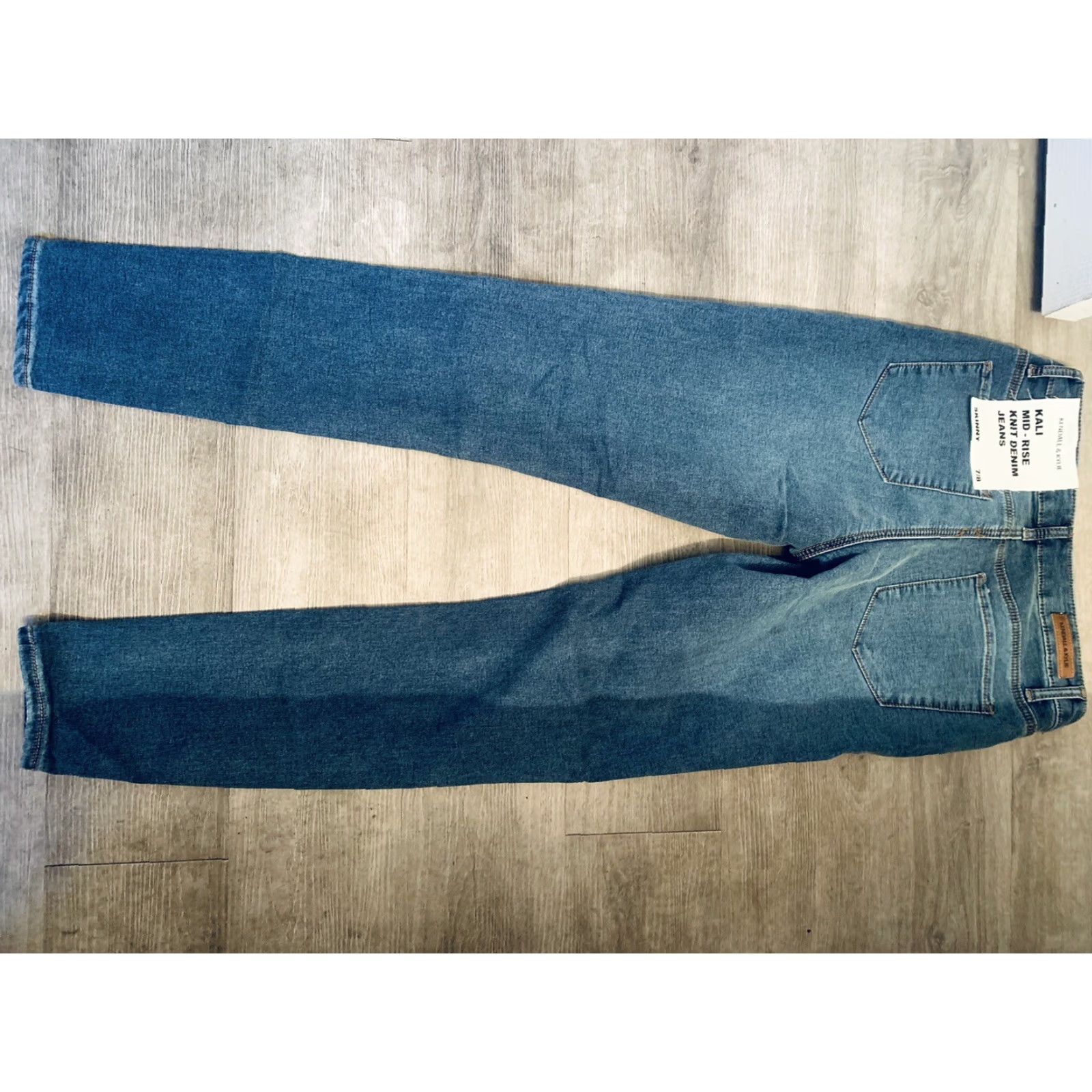 Vintage Kendall & Kylie Kontent Mid Rise blue Skinny Jeans 27 NWT Teens Jeans Cropped Regular Inseam 28 Mens Womens Girls Boys Size 27" / US 4 / IT 40 - 5 Thumbnail