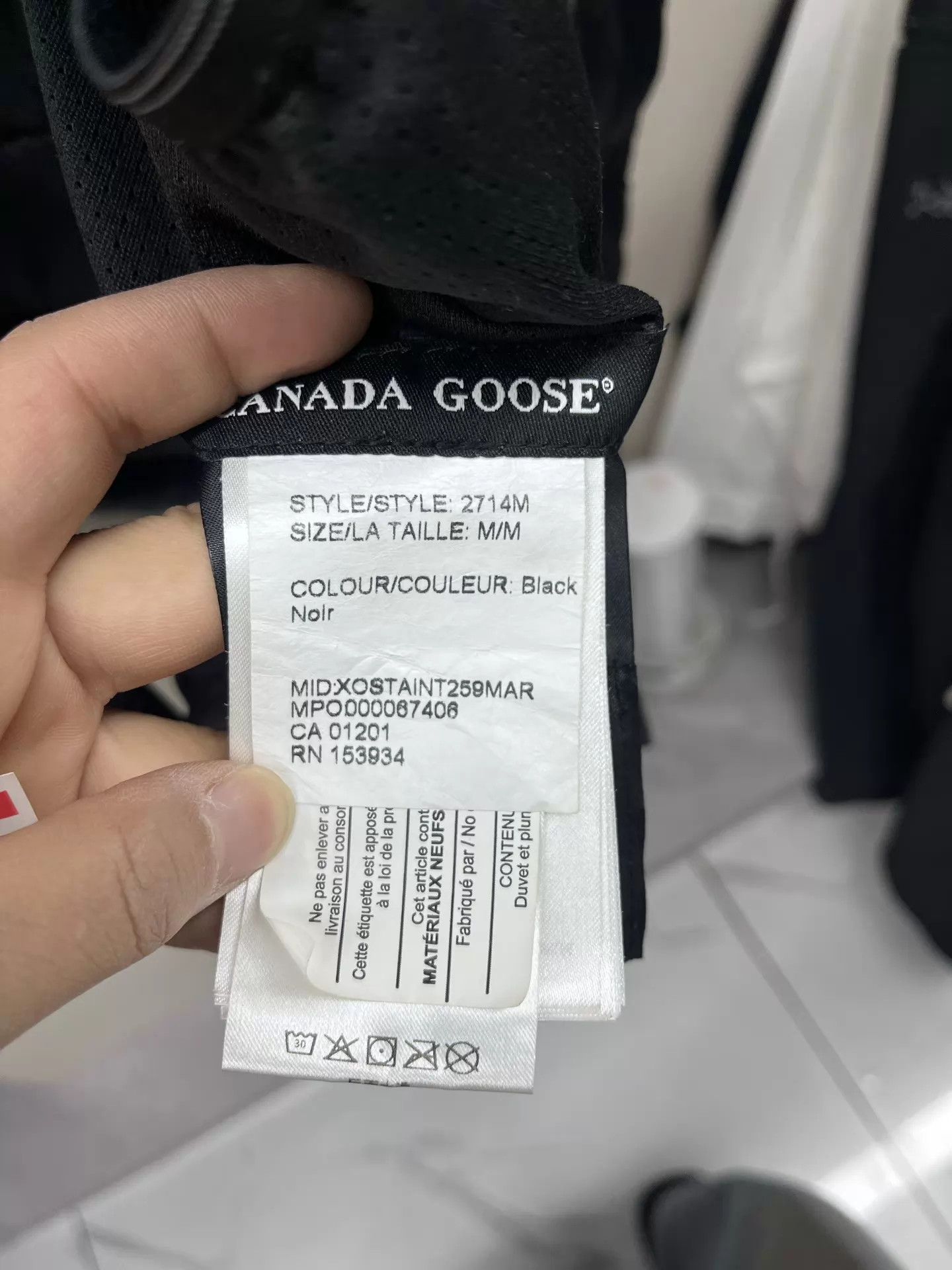 Canada Goose Canada Goose HyBridge Lite Shiny Down Jacket M Black Size US M / EU 48-50 / 2 - 7 Thumbnail