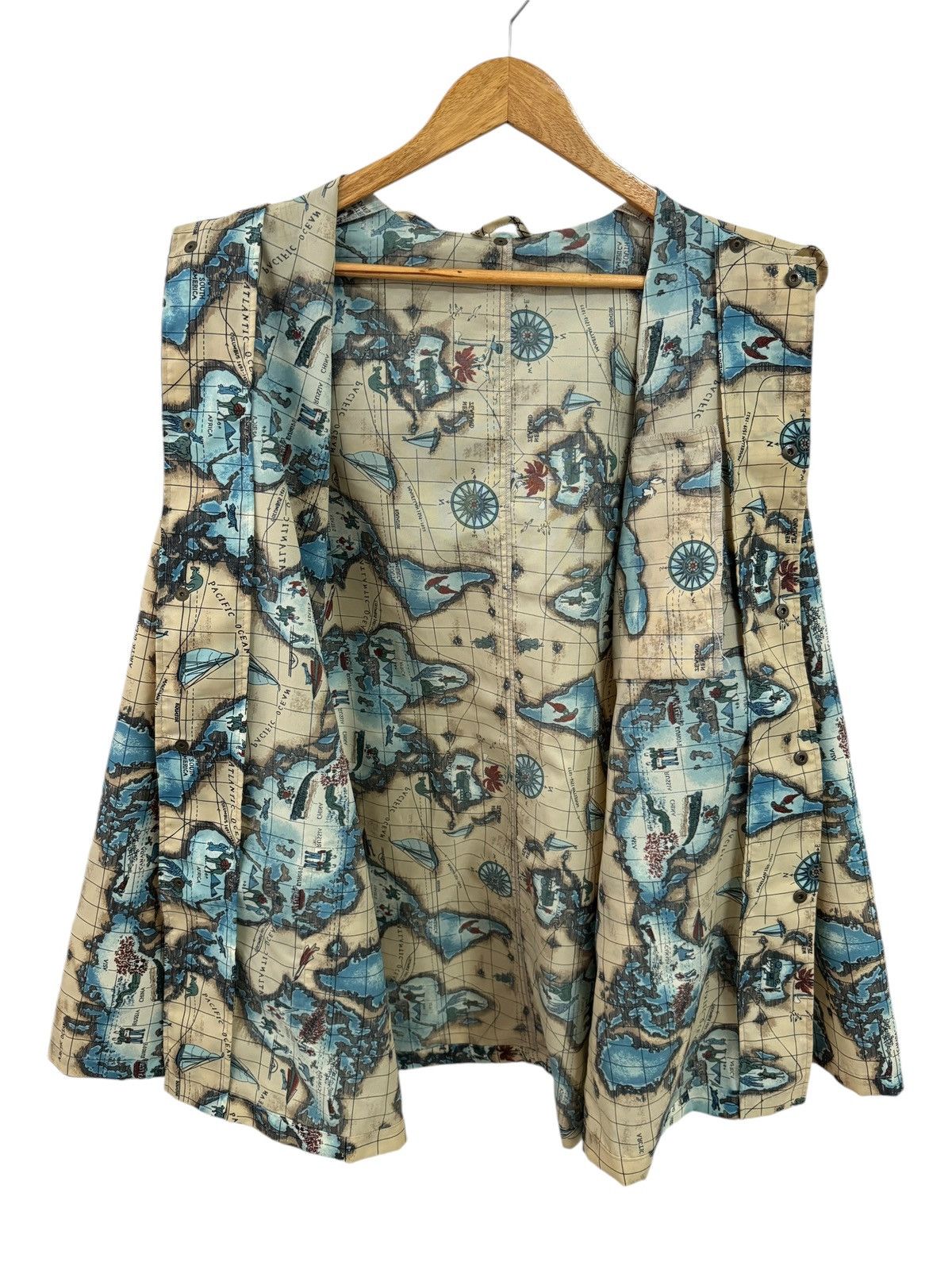 Vintage Vintage World Map All Over Print Nylon Raincoat Jacket Size US XL / EU 56 / 4 - 6 Thumbnail