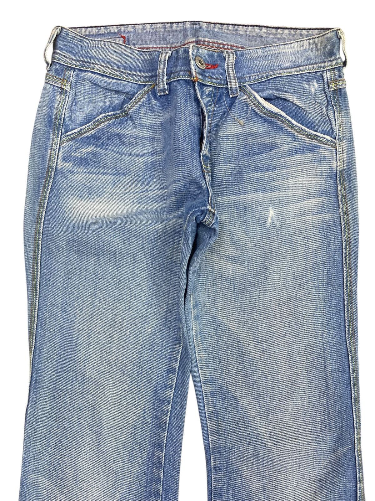 Diesel Diesel Faded Blue Wash Whiskers Style Loose Jeans Size US 28 / EU 44 - 2 Thumbnail