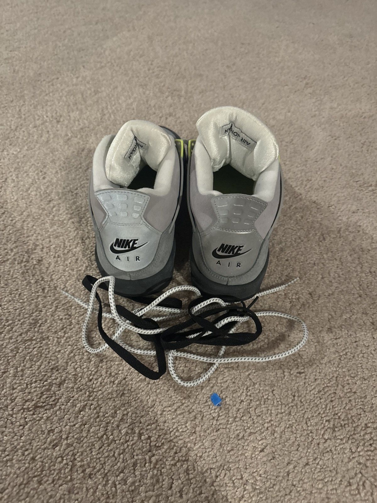 Jordan Brand Jordan 4 Retro SE 95 Neon Size US 10.5 / EU 43-44 - 4 Thumbnail