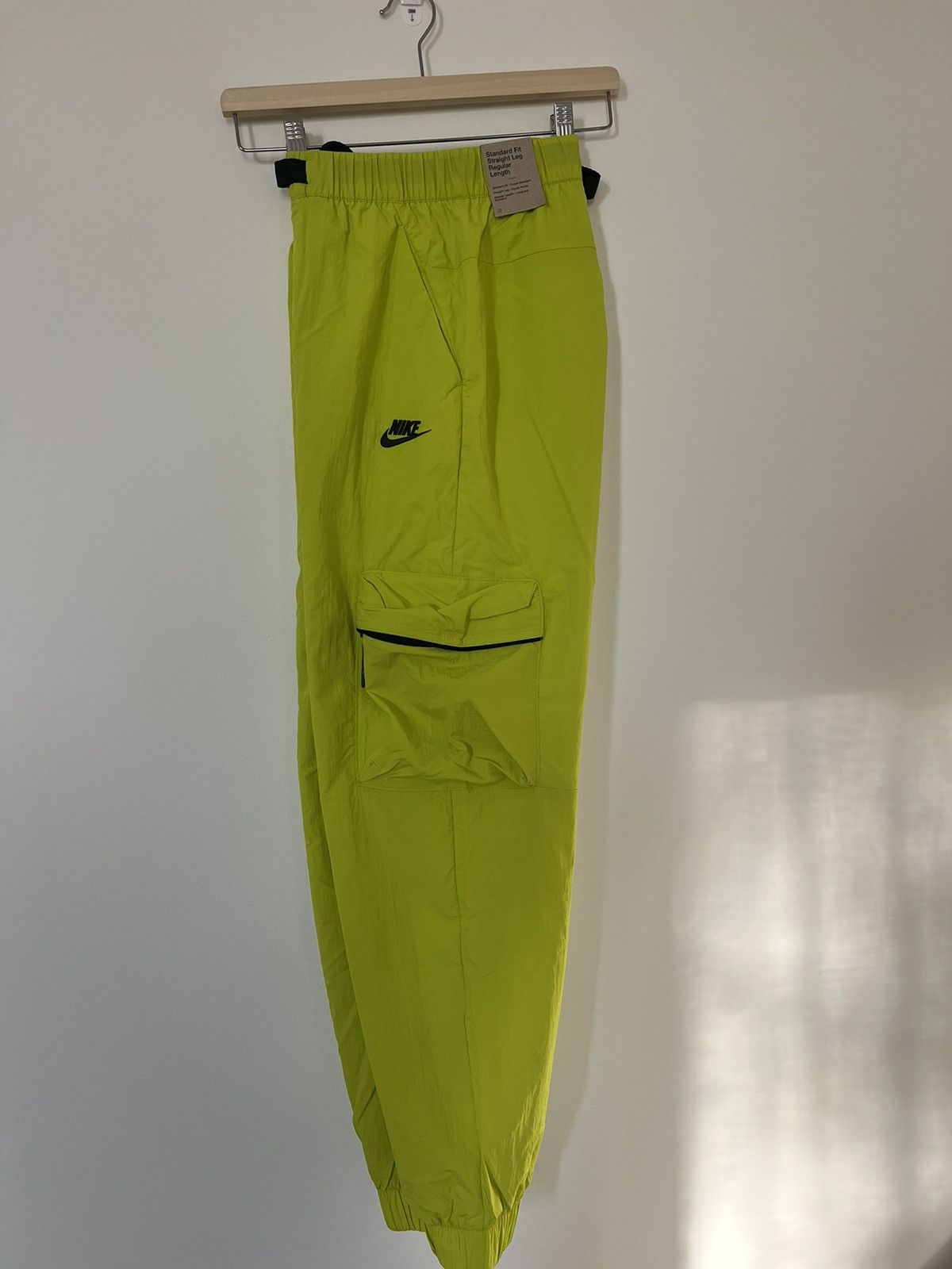 Nike Men’s Nike Tech Woven Cargo Pants (size: S) Size US 29 - 1 Thumbnail