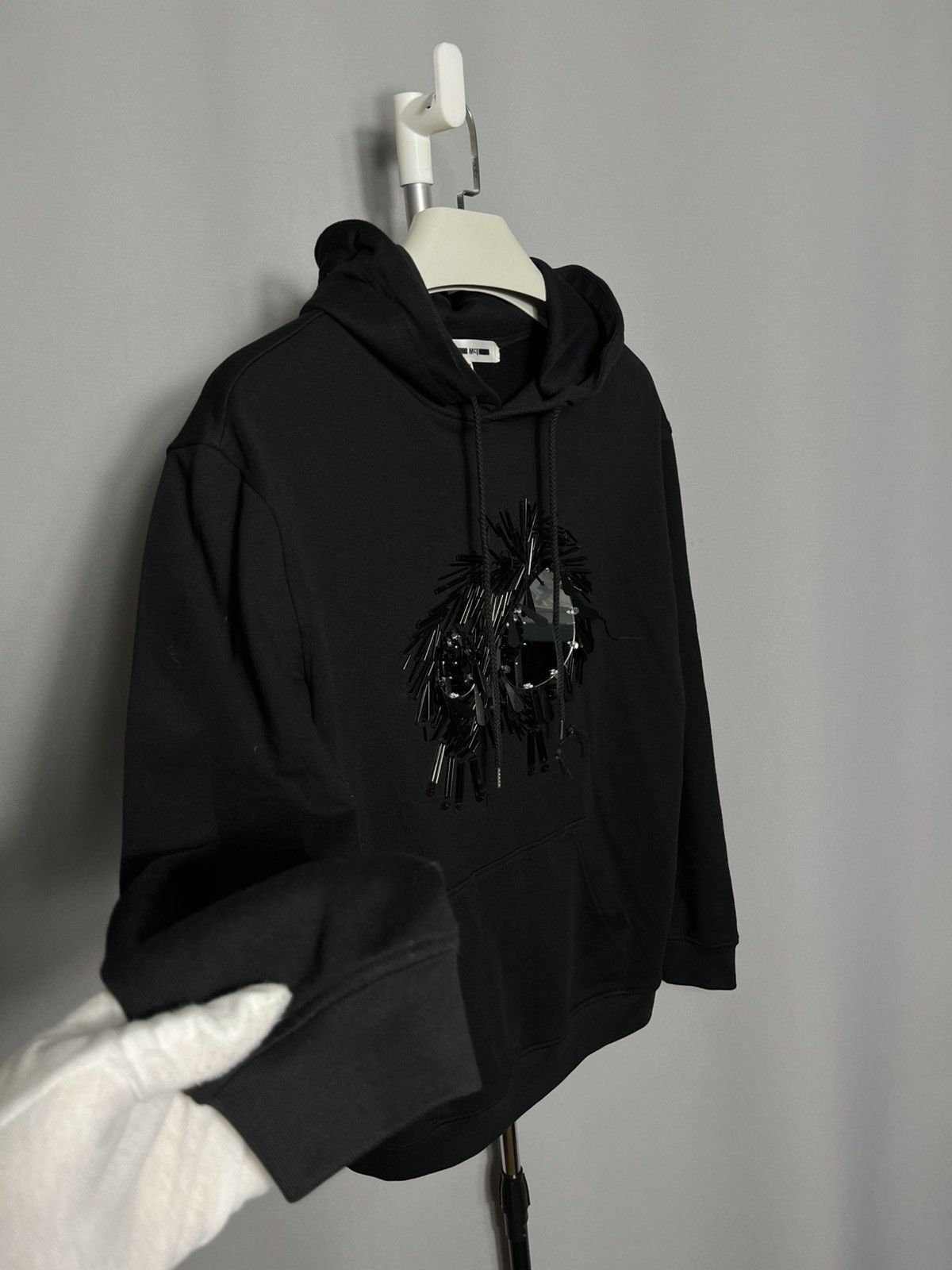 Alexander McQueen Alexander Mcqueen Monster Hooded Sweatshirt Glass Eyes Woman Size S / US 4 / IT 40 - 2 Thumbnail