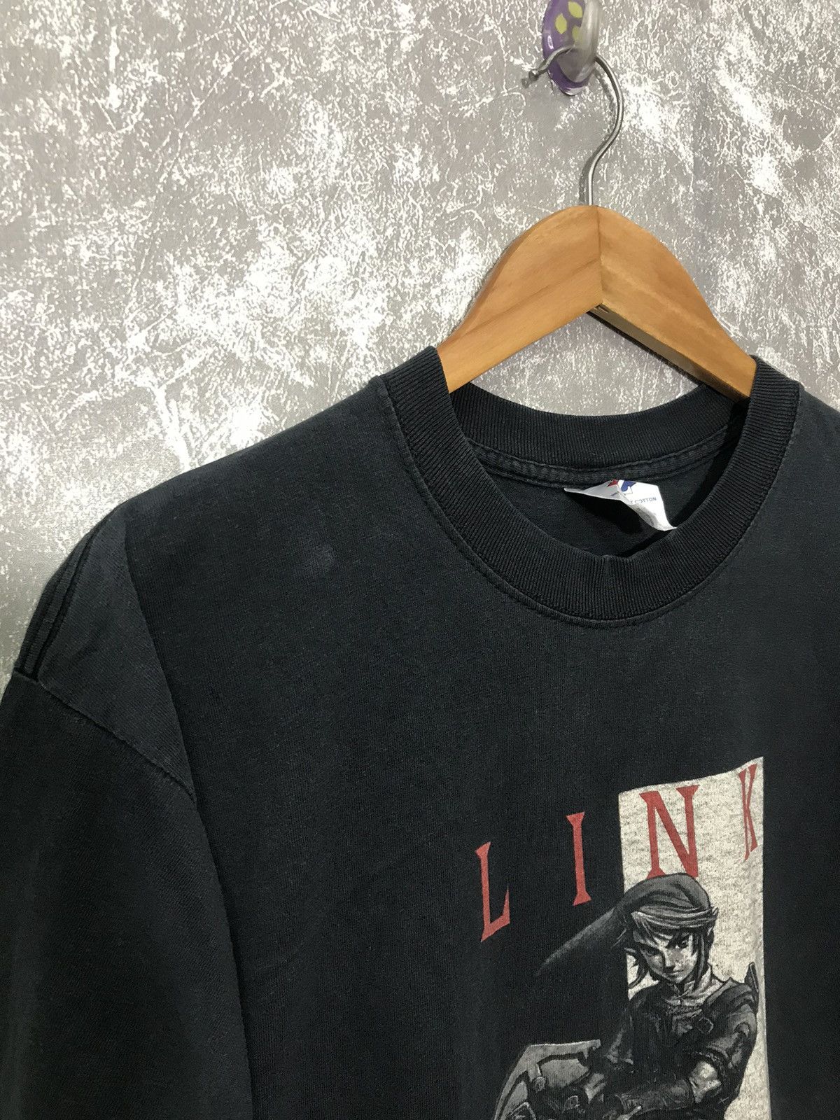 Nintendo Vintage Zelda Nintendo Game Promo Tee Size US L / EU 52-54 / 3 - 4 Thumbnail