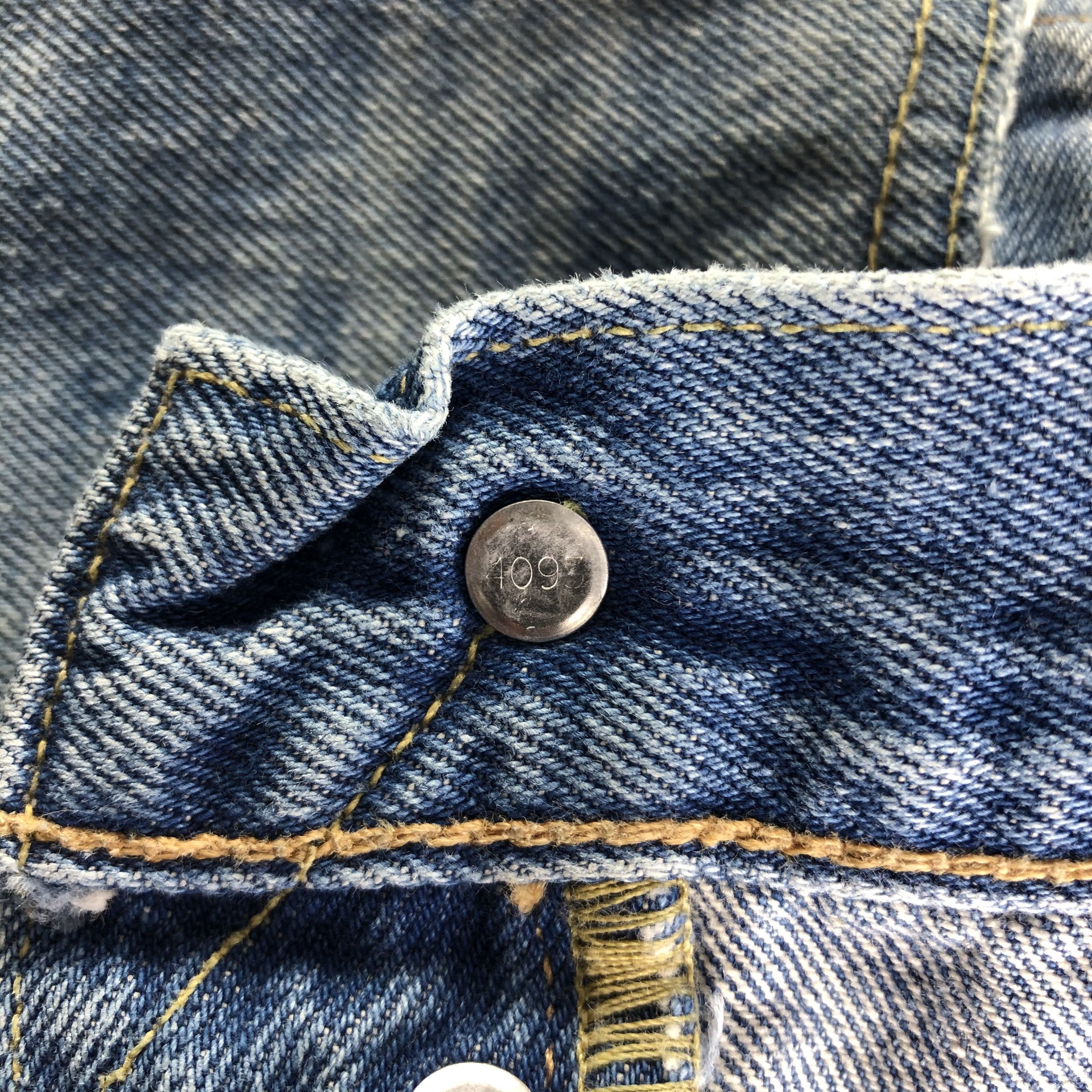 Levi's Levis 501 Jeans Ripped Denim KJ2249 Size US 28 / EU 44 - 9 Thumbnail