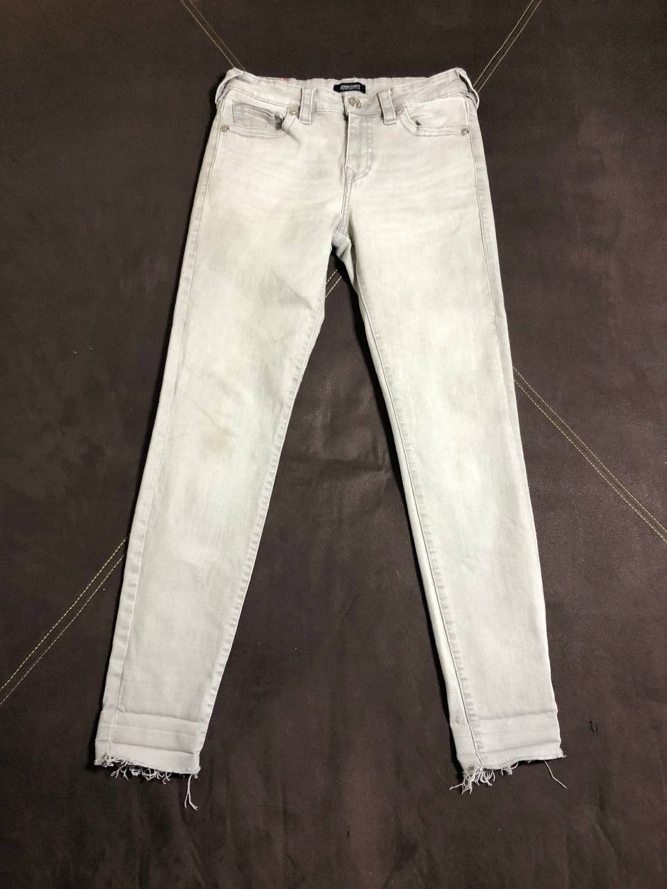 True Religion Women's True Religion Jennie Curvy Skinny Grey Jeans Size 28" / US 6 / IT 42 - 1 Thumbnail