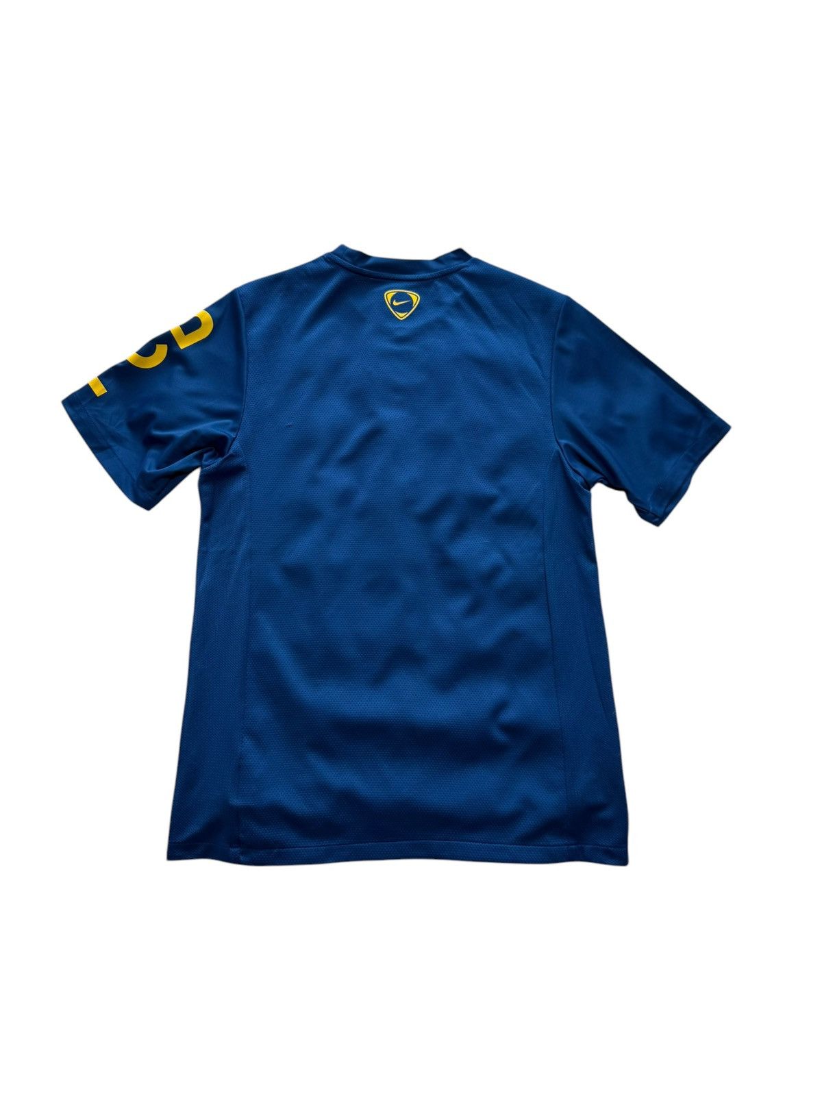 Other FC Barcelona pregame/training jersey Size US M / EU 48-50 / 2 - 4 Thumbnail
