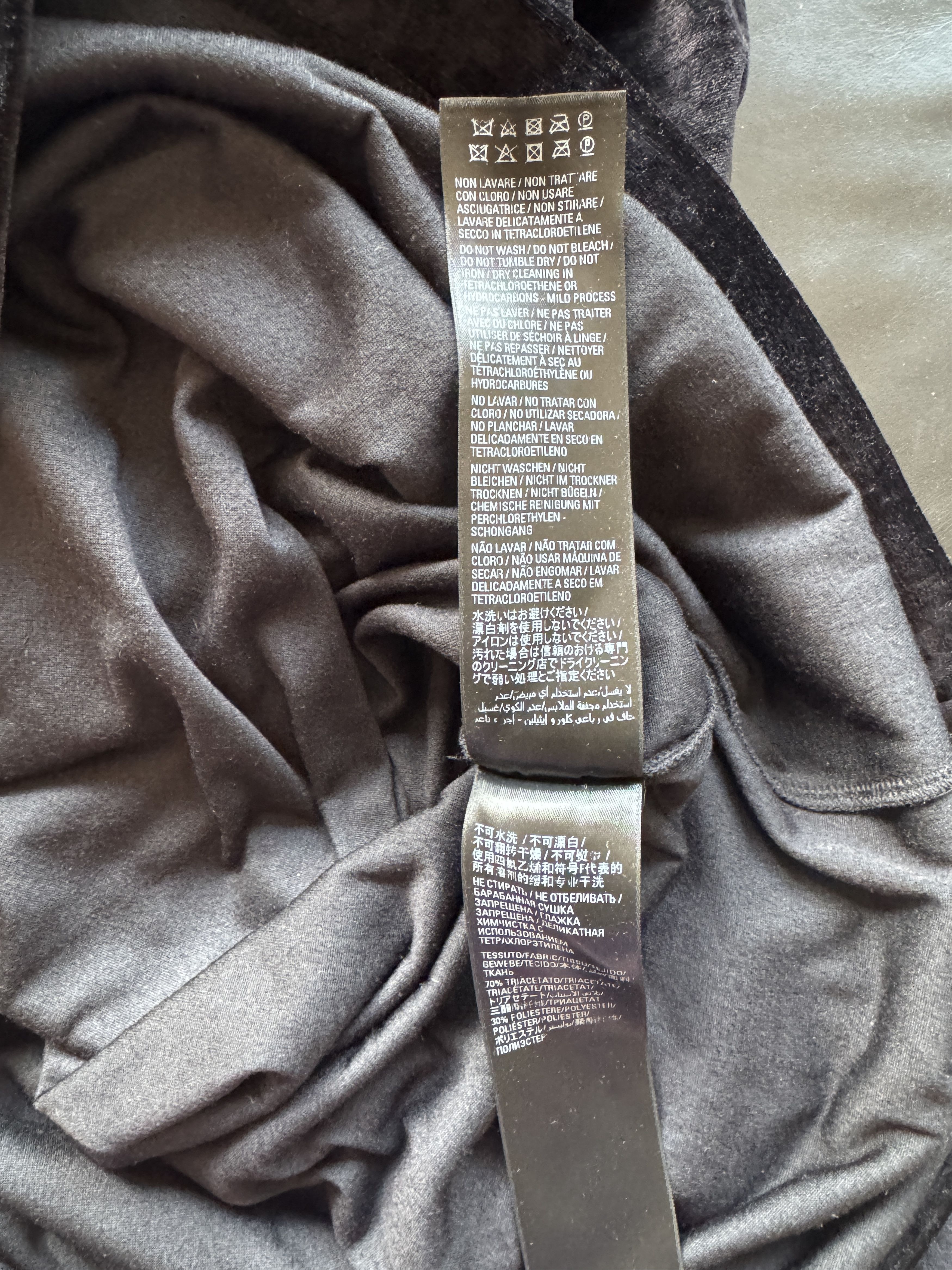 Balenciaga Velvet Oversized Hoodie Black Size US M / EU 48-50 / 2 - 14 Thumbnail