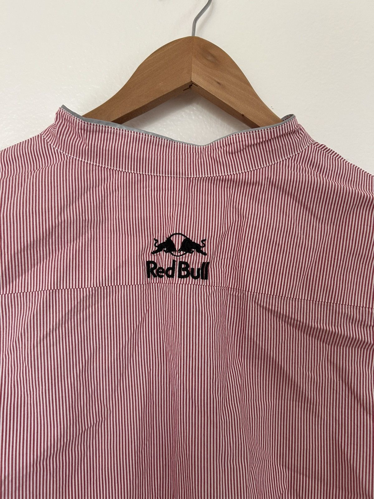Red Bull Rare Red Bull Button Up Size US M / EU 48-50 / 2 - 3 Thumbnail