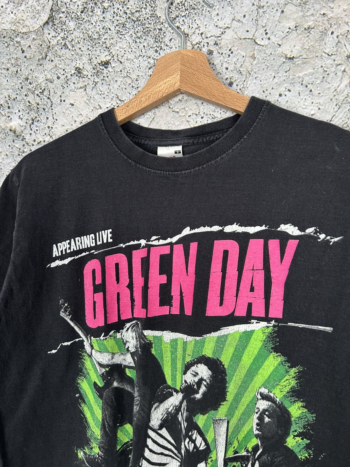 Band Tees Vintage Green Day 99 Revolutions Tour Rock Band Tee Rare Size US S / EU 44-46 / 1 - 4 Thumbnail