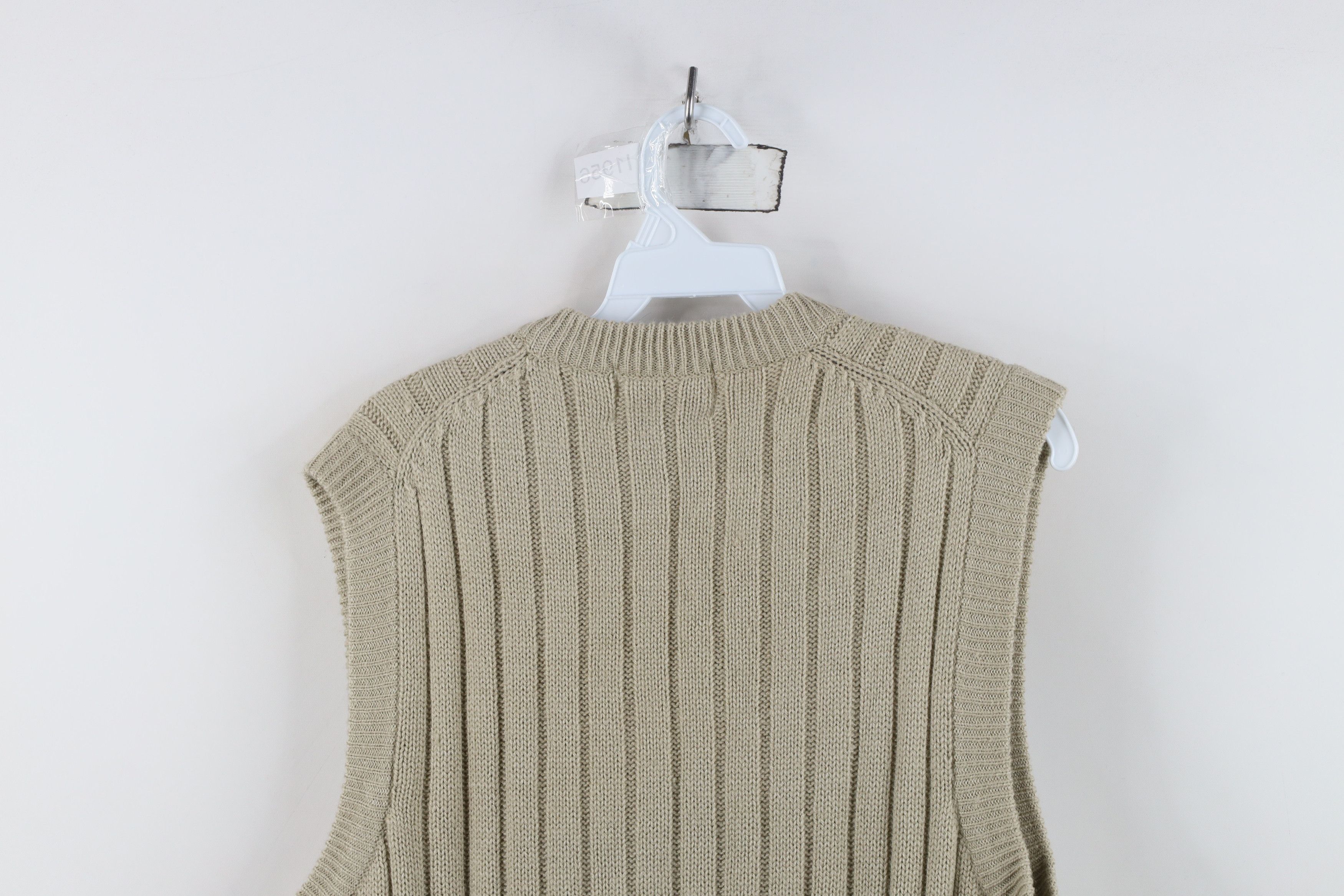 Vintage Vintage 90s Streetwear Chunky Cable Ribbed Knit Sweater Vest Size US L / EU 52-54 / 3 - 6 Thumbnail
