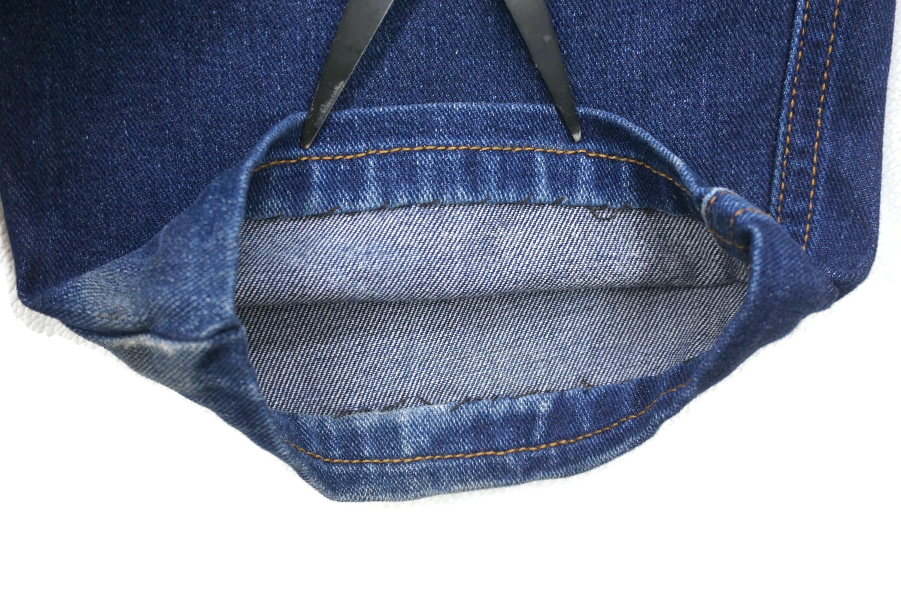 Trussardi Vintage Trussardi Jeans Size W31xL29.5 High-Waisted Denim Size US 31 - 8 Thumbnail
