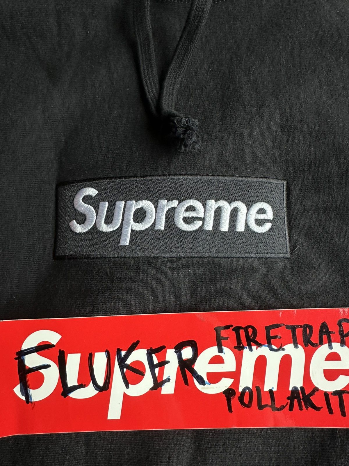 Supreme Supreme Black Bogo 2021 Hoodie used 9/10 size XL Size US XL / EU 56 / 4 - 2 Thumbnail
