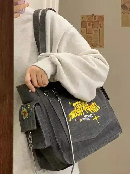 Vintage Y2K Styled Tote Bag in Black, Women's