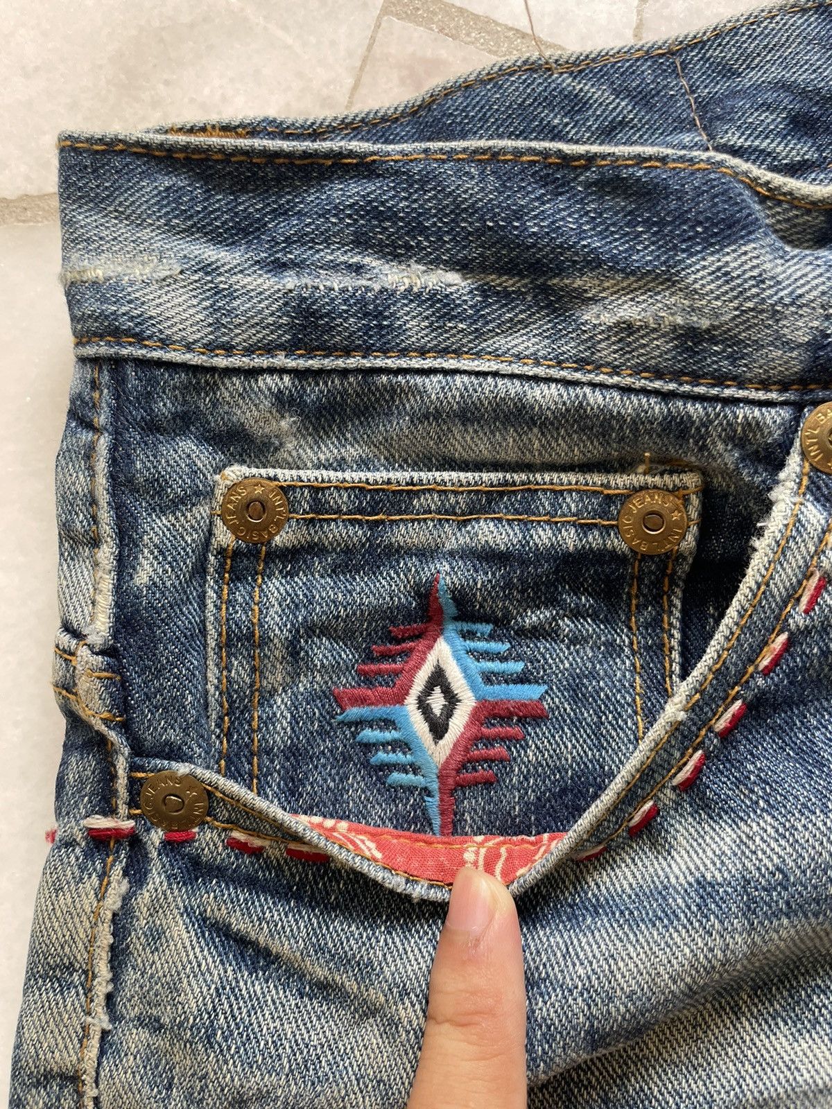 If Six Was Nine Vintage Geronimo Navajo Style Jeans Size US 32 / EU 48 - 6 Thumbnail