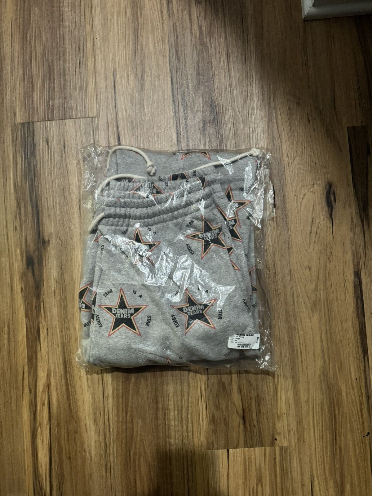 DENIM TEARS DENIM TEARS “EVERY TEAR IS A STAR” Sweatpants Size US 32 / EU 48 - 7 Thumbnail
