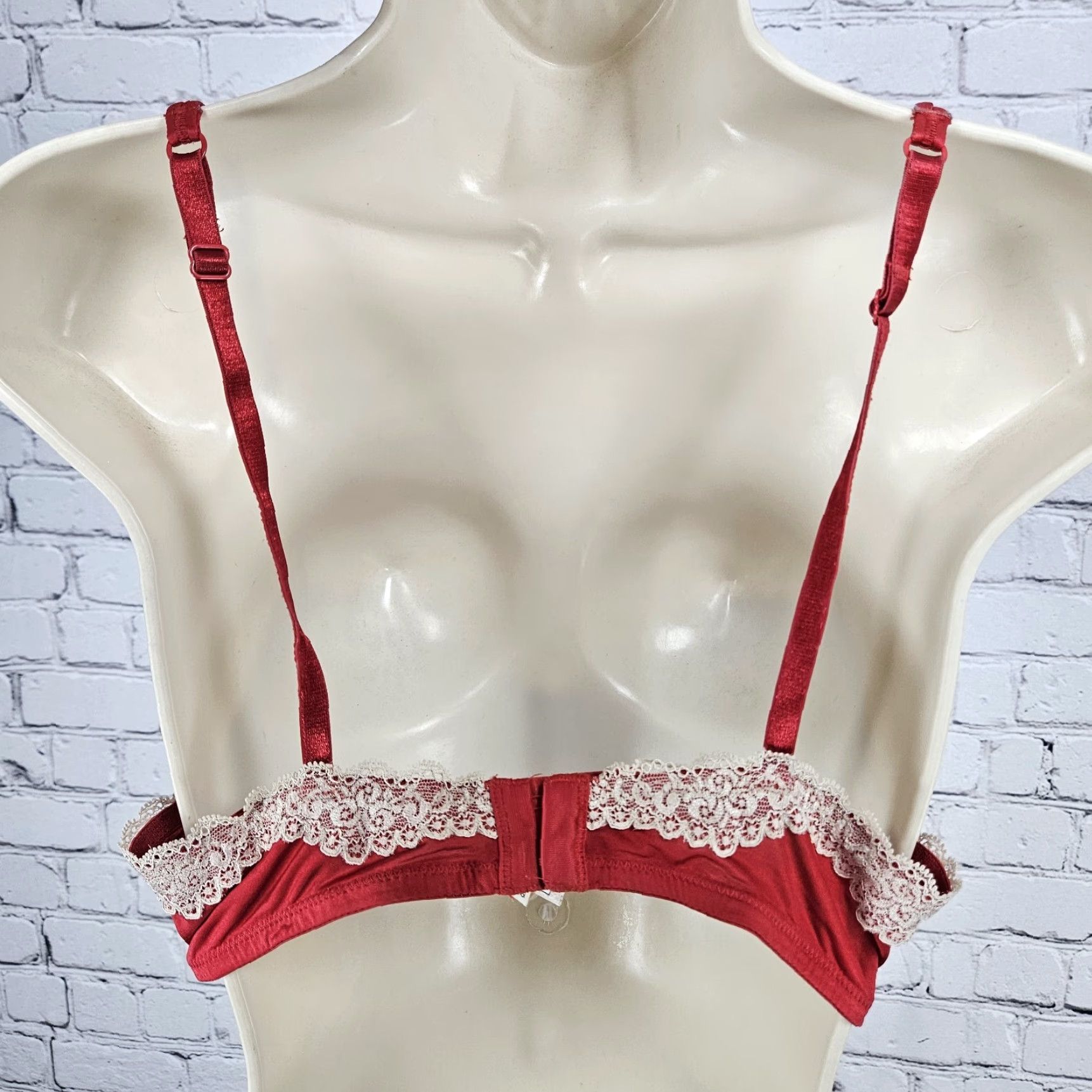 Vintage b.tempt'd Bra Red Full Coverage Underwire Lined 36D Hook & Eye Adjustable Strap T-Shirt Cup D Womens Size ONE SIZE - 7 Thumbnail