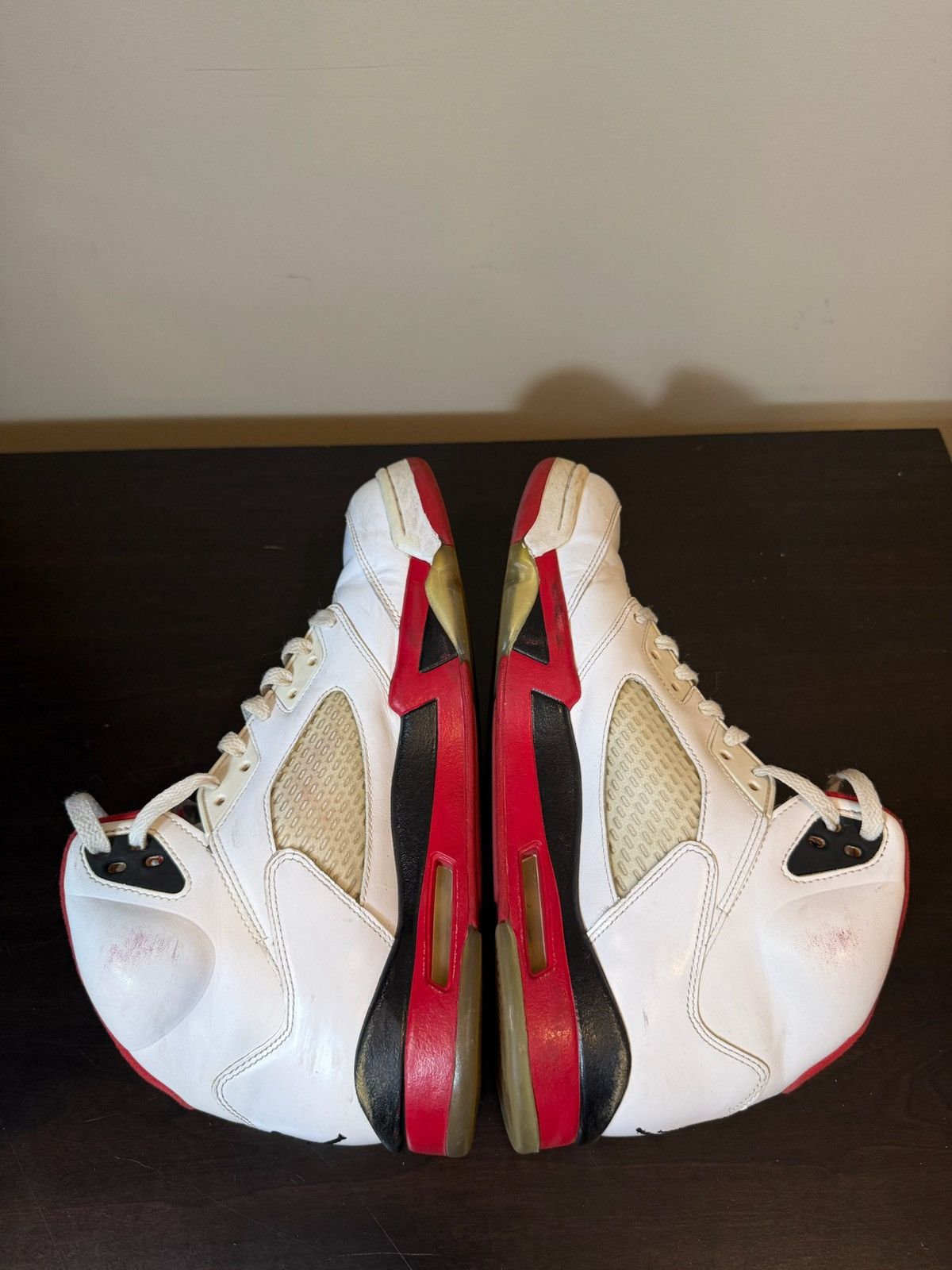 Jordan Brand × Nike Air Jordan 5 Retro 'Fire Red' 2013 Size US 11 / EU 44 - 6 Thumbnail