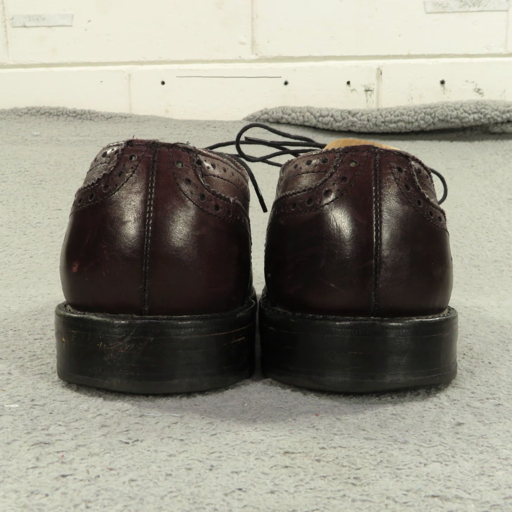 Allen Edmonds Allen Edmonds Shoes Men 8 EEE Oxblood Lexington Derby Cap Toe Oxford Dress Shoe Size ONE SIZE - 6 Thumbnail