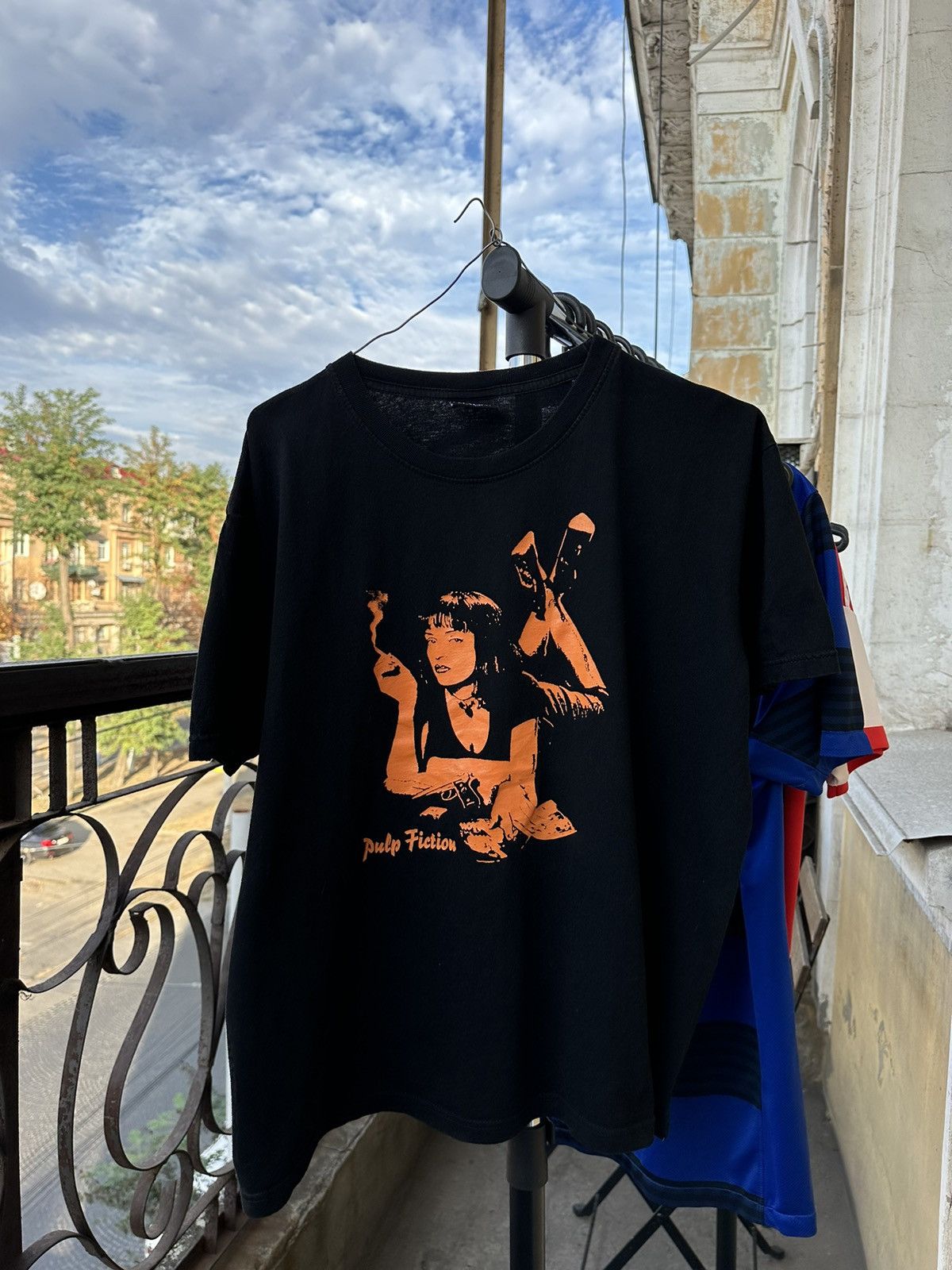Vintage Vintage Pulp fiction tshirt iconic movie tee Size US L / EU 52-54 / 3 - 2 Thumbnail