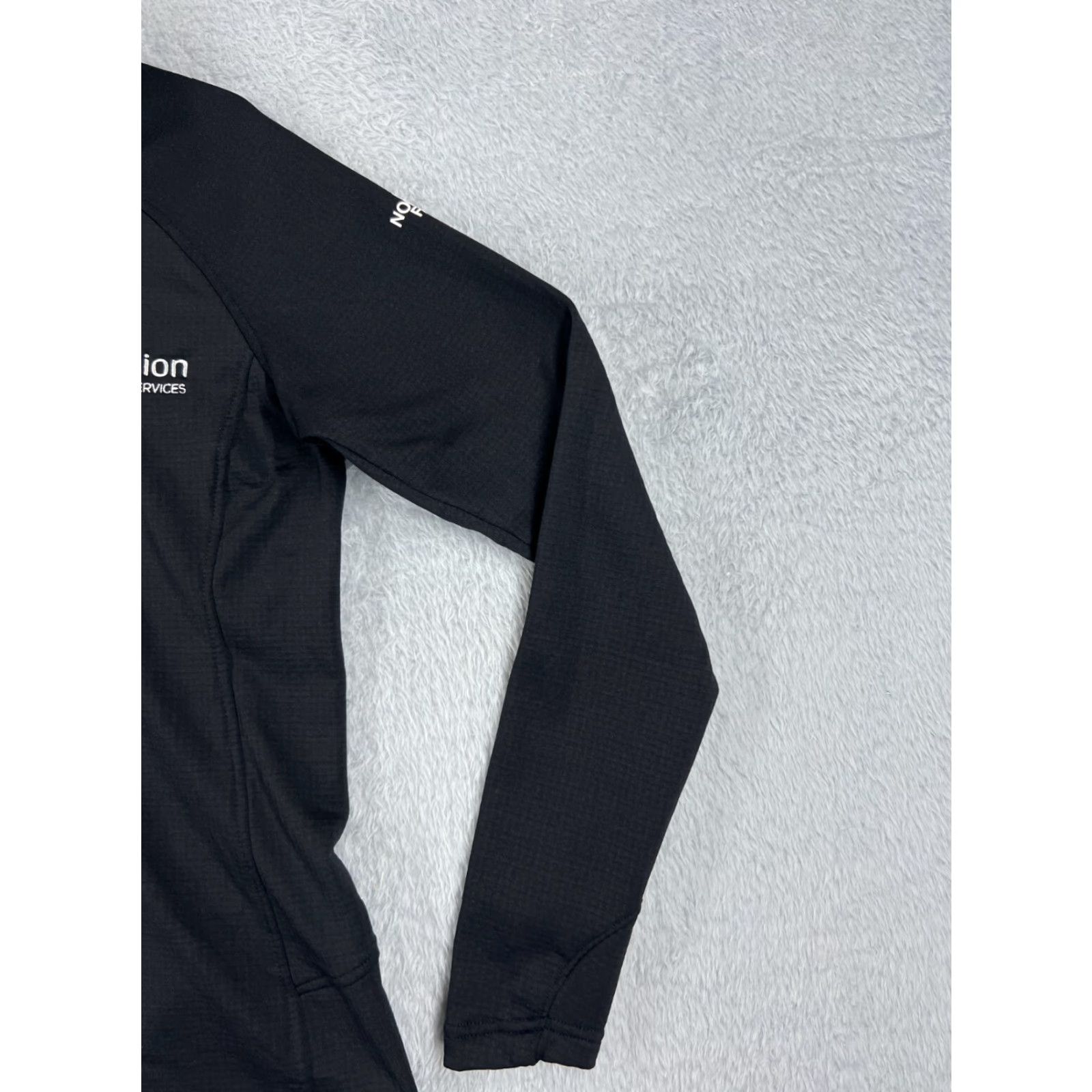 The North Face The North Face Hoodie Women M Black Lightweight 1/4 Zip Pullover Polyester Jersey Logo Size M / US 6-8 / IT 42-44 - 2 Thumbnail