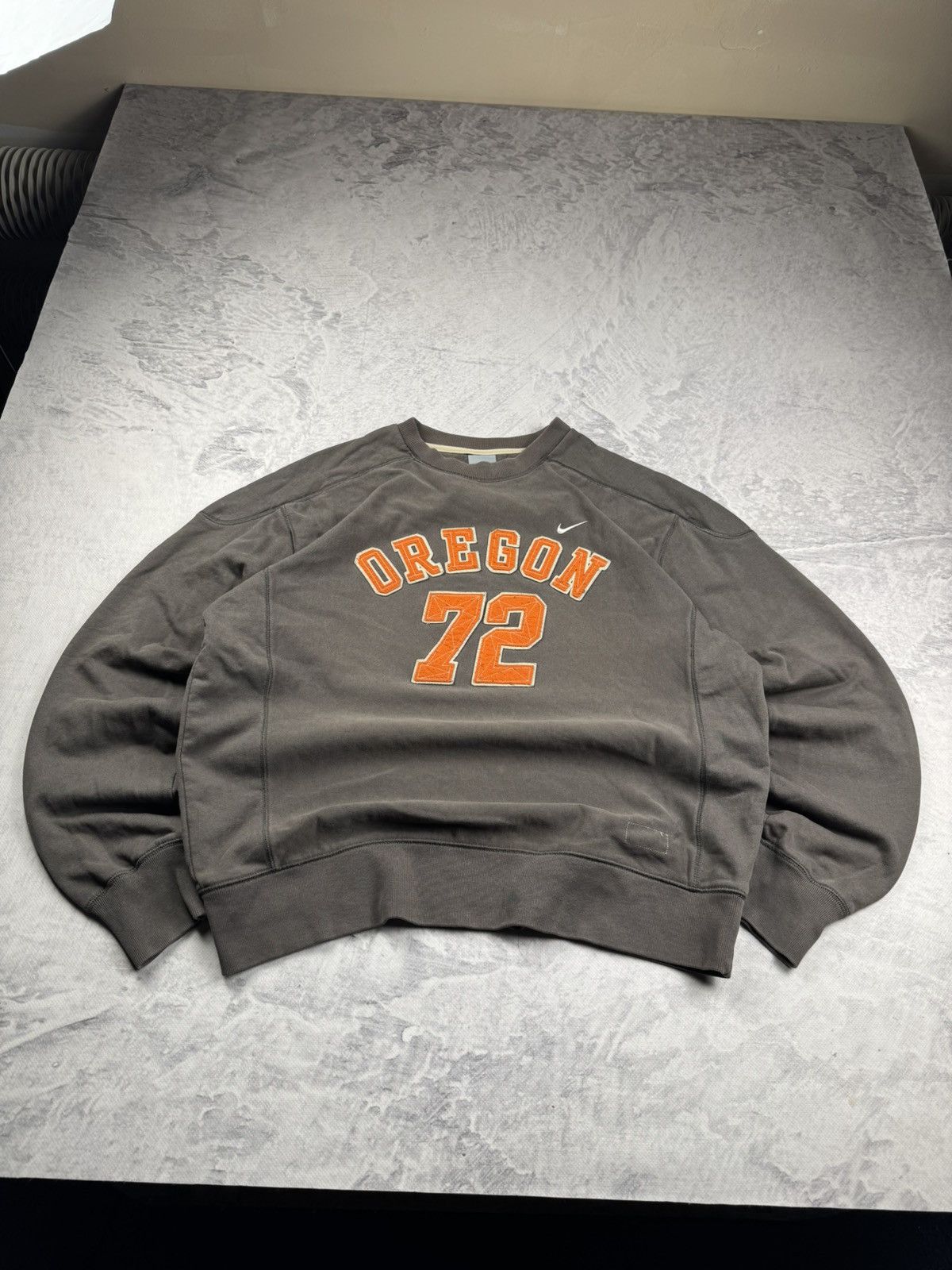 Nike × Vintage NIKE VINTAGE CENTER LOGO OVERSIZE BOXY SWEATSHIRT Size US L / EU 52-54 / 3 - 2 Thumbnail