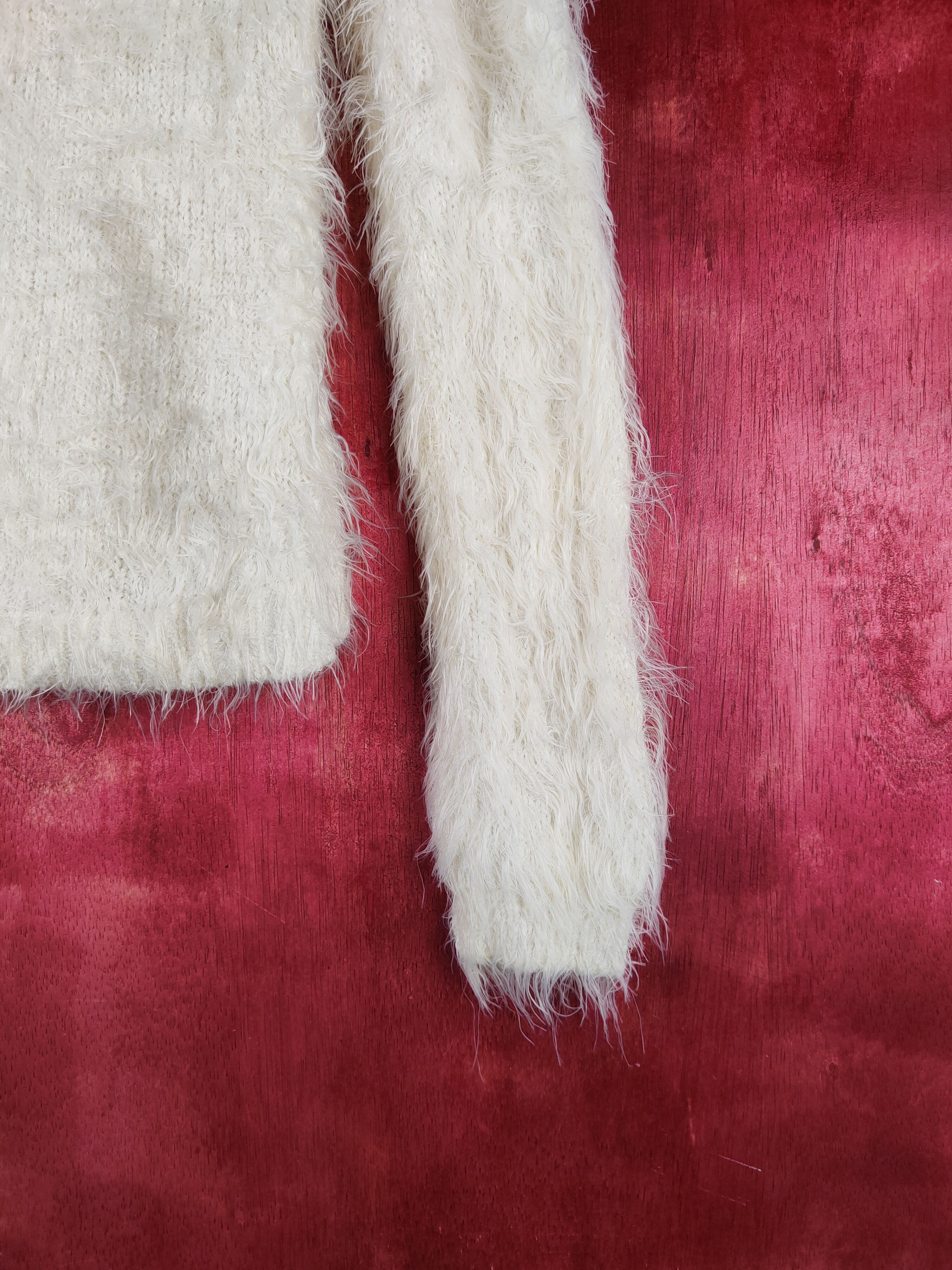 Japanese Brand × Vintage Cool Vintage 💥 Cecil McBee Cream Fur Mohair Knitwear Size M / US 6-8 / IT 42-44 - 6 Thumbnail