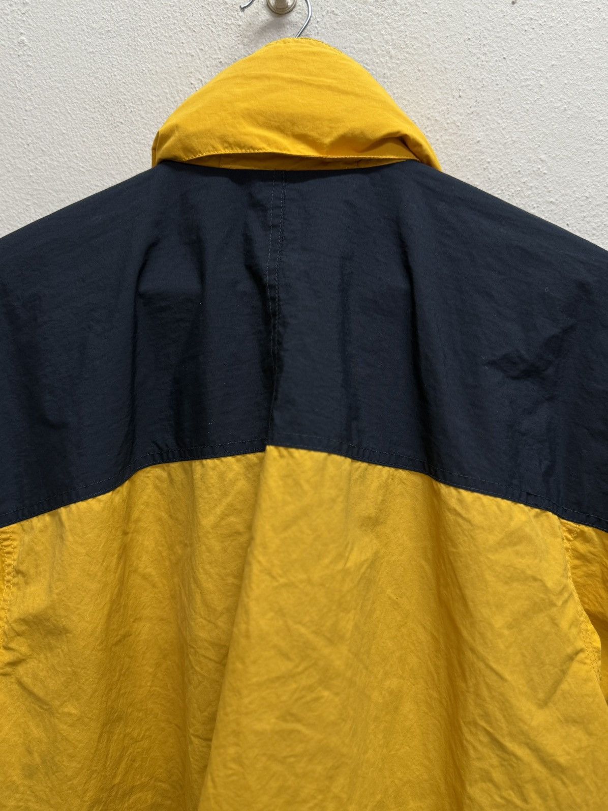 Converse Vintage Converse Outdoor Jacket Hiden Hoodie Size US L / EU 52-54 / 3 - 20 Thumbnail