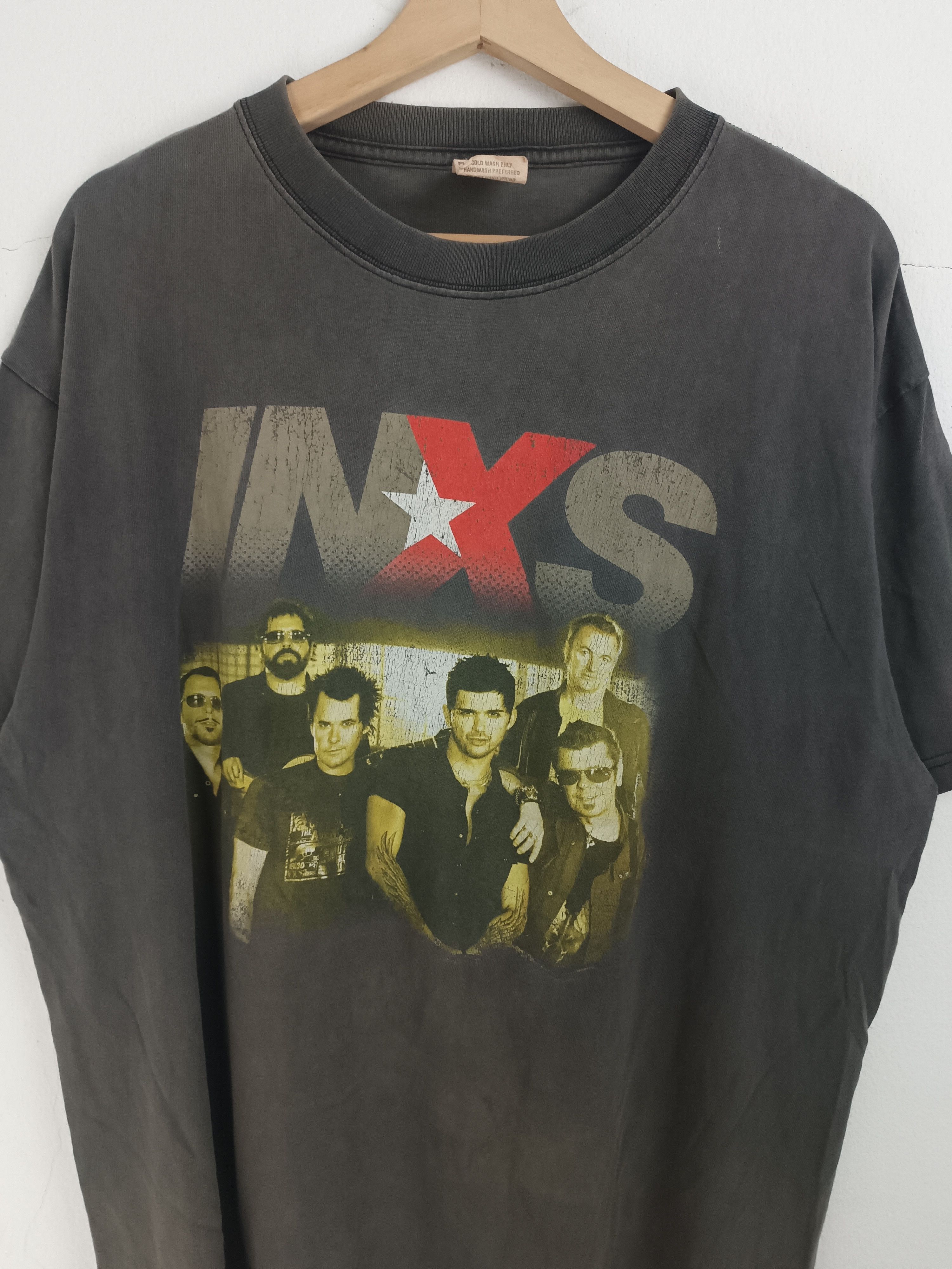 Band Tees THRASHED FADED VINTAGE 2006 INXS TOUR depeche joy Size US XL / EU 56 / 4 - 7 Thumbnail
