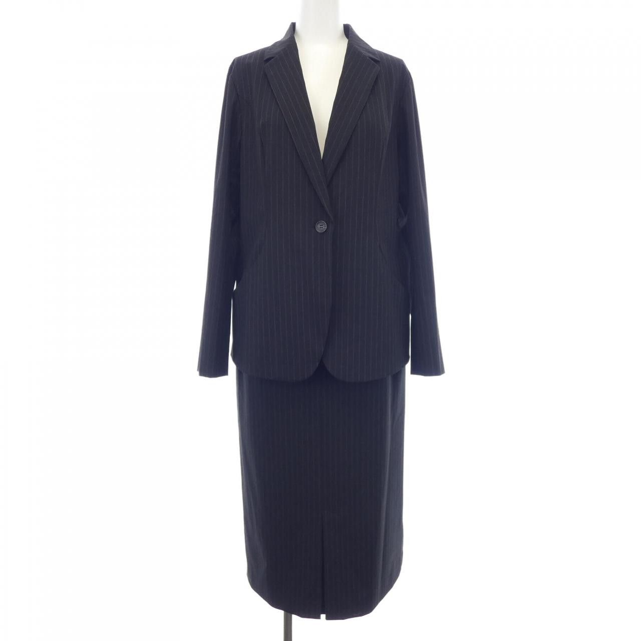 Other Lui Chantant Suit Set Others Suits DUTY FREE for USA