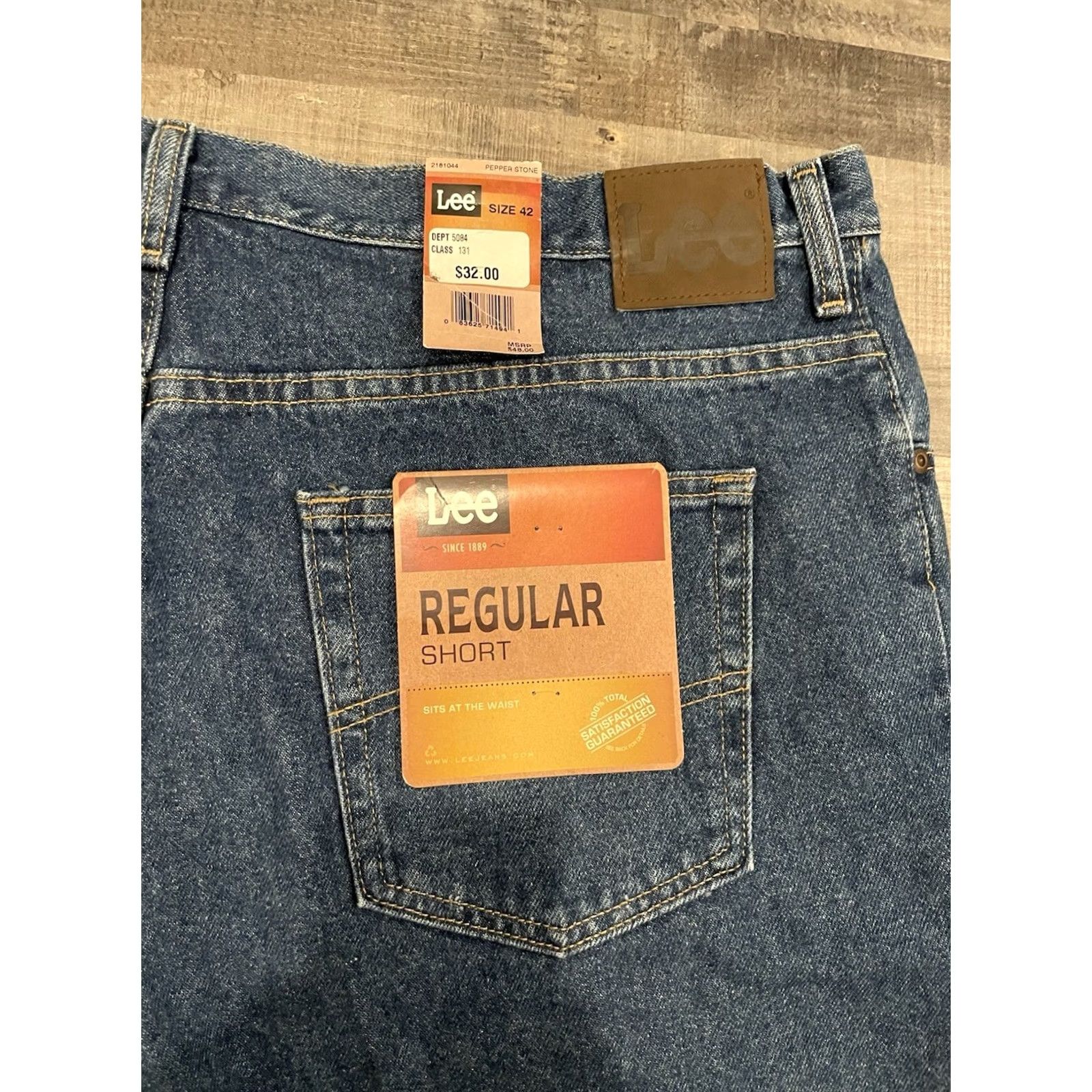 Lee VINTAGE Lee Shorts Cargo Denim Workwear Blue Mens 42 Grunge 90s Cargo Pocket Inseam 10 in Size US 42 / EU 58 - 2 Thumbnail