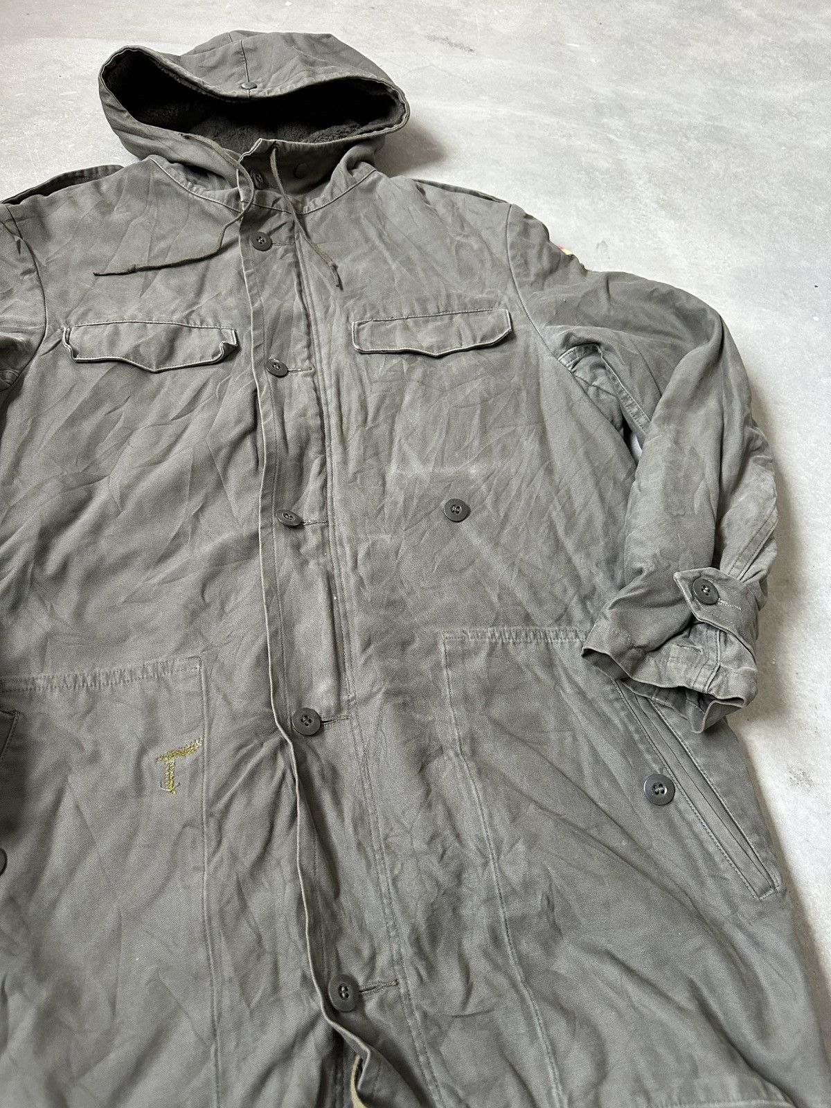 GmbH VINTAGE GERMANY ARMY MILITARY HEAVY JACKET Size US L / EU 52-54 / 3 - 5 Thumbnail