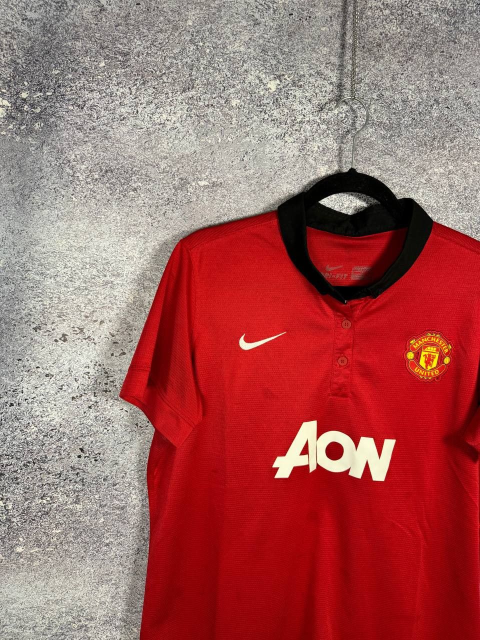 Nike Women's Manchester United 2013/14 Nike Soccer Jersey Size US XL / EU 56 / 4 - 2 Thumbnail