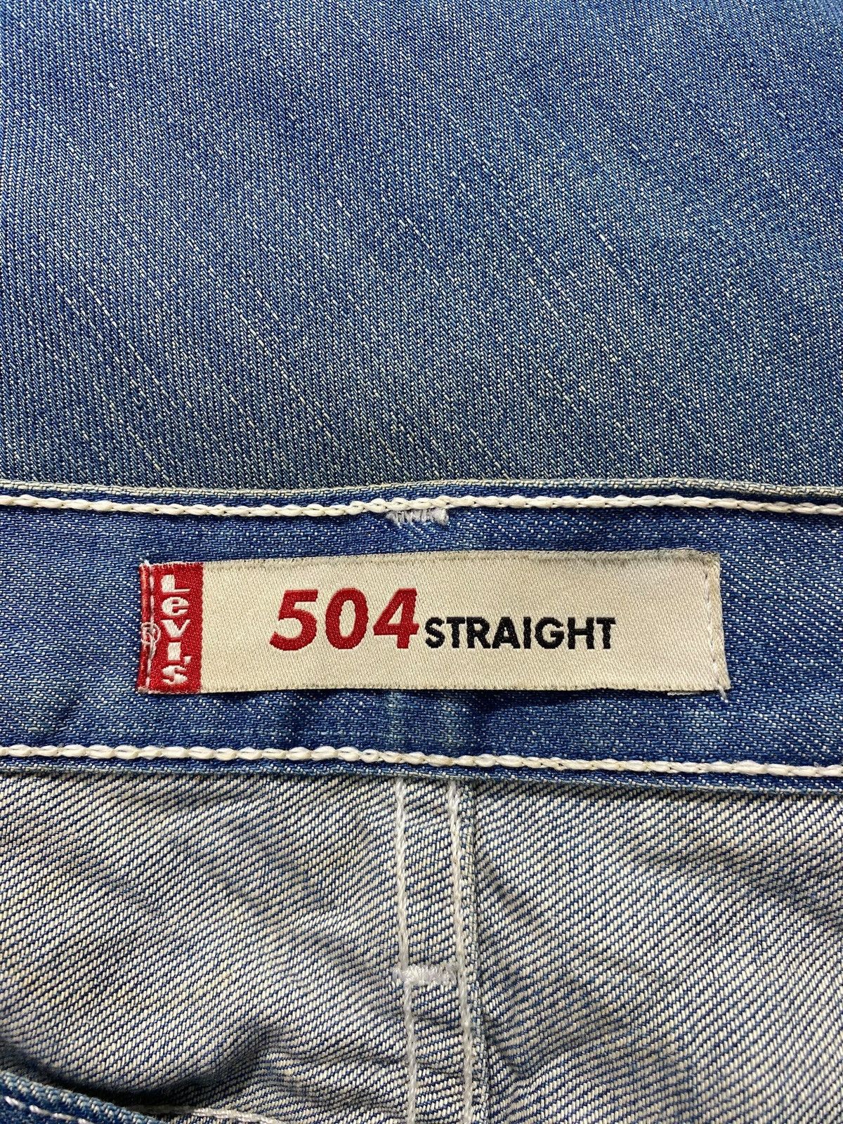Levi's Levi’s Blue Wash Style Loose Jeans Size US 34 / EU 50 - 12 Thumbnail