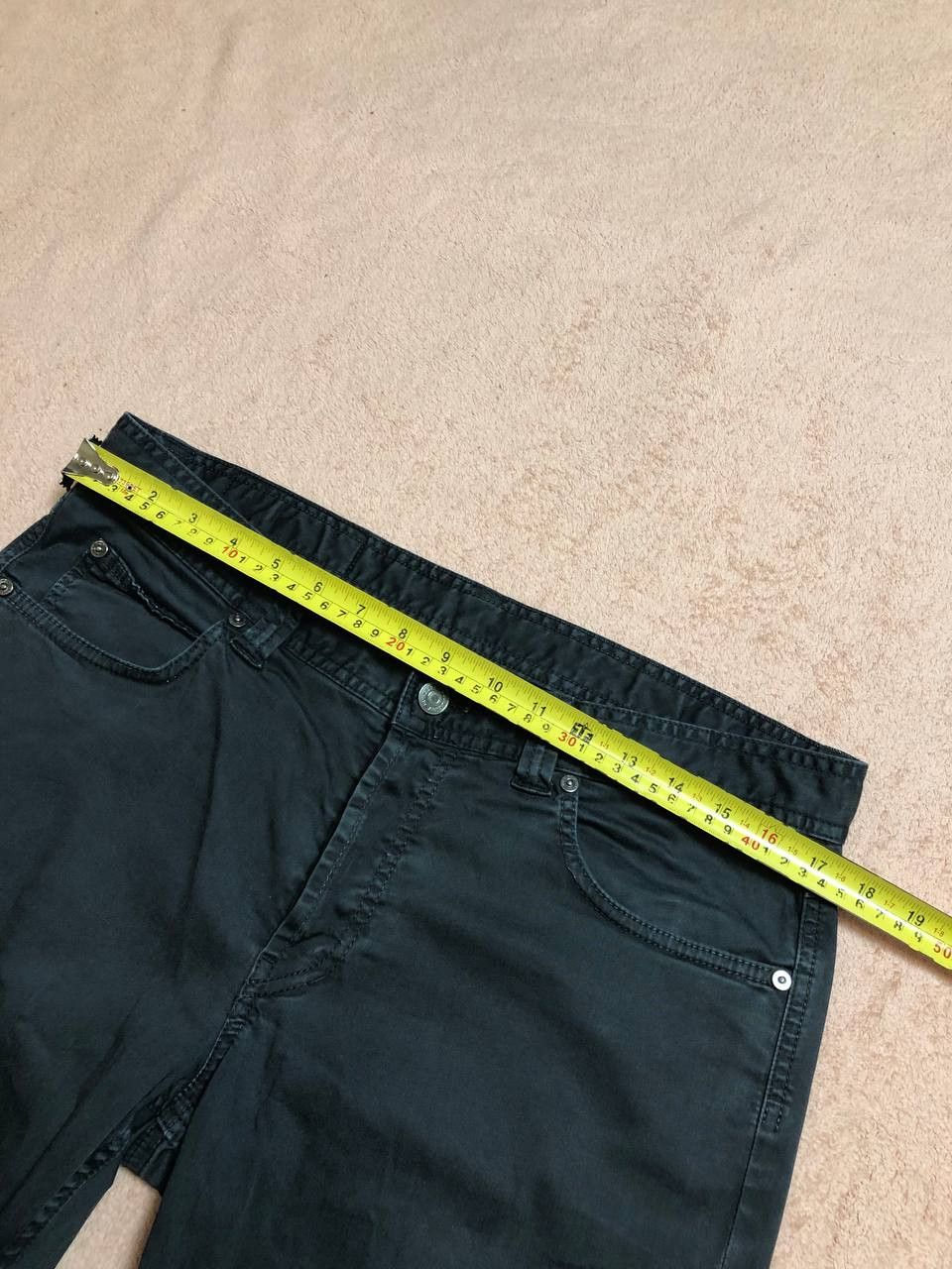 Burberry BURBERRY Men’s Slim Fit CASUAL Denim Jeans Clean Look Size US 34 / EU 50 - 16 Thumbnail
